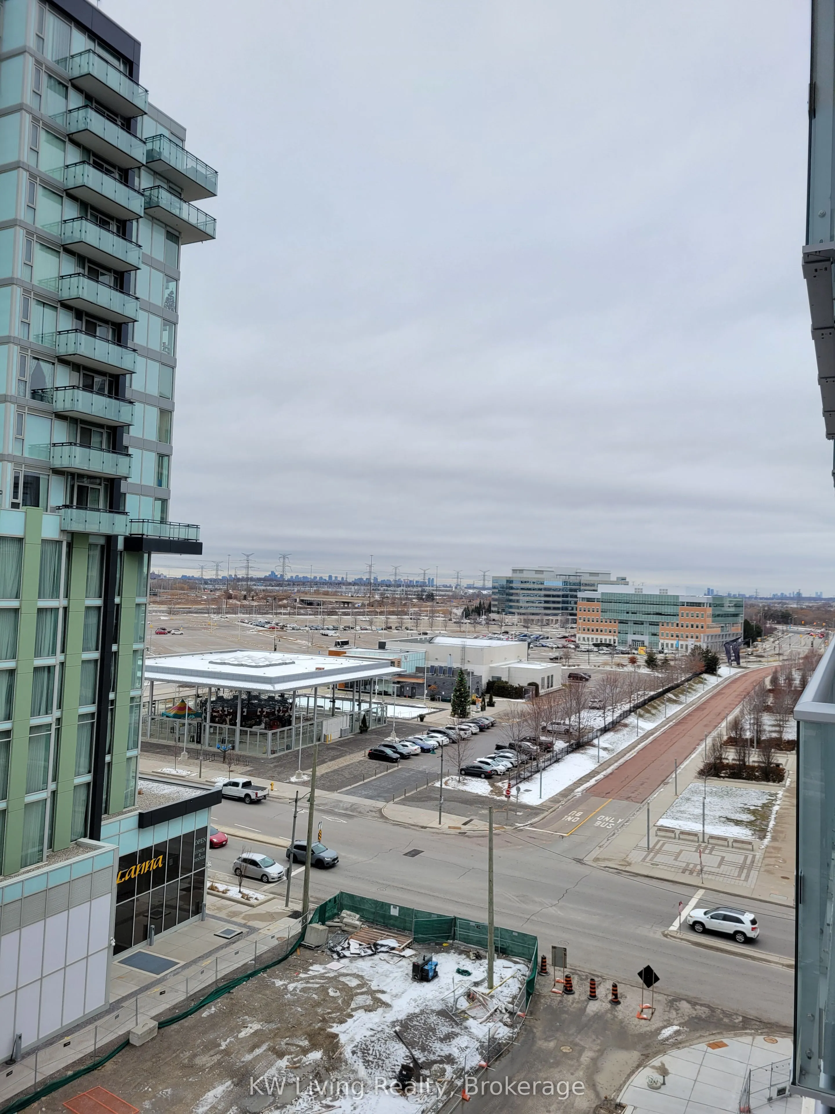 8119 Birchmount Road, #913