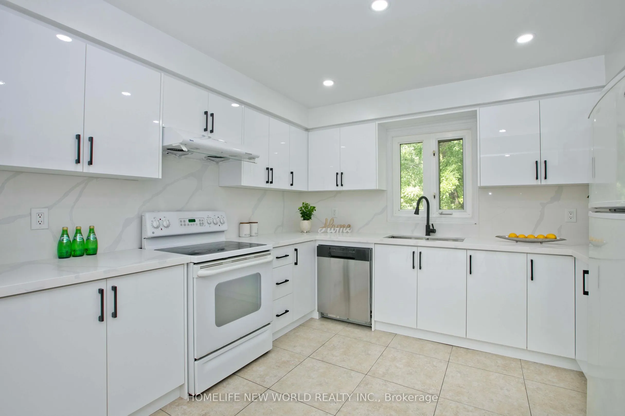 94 Weldrick Road E