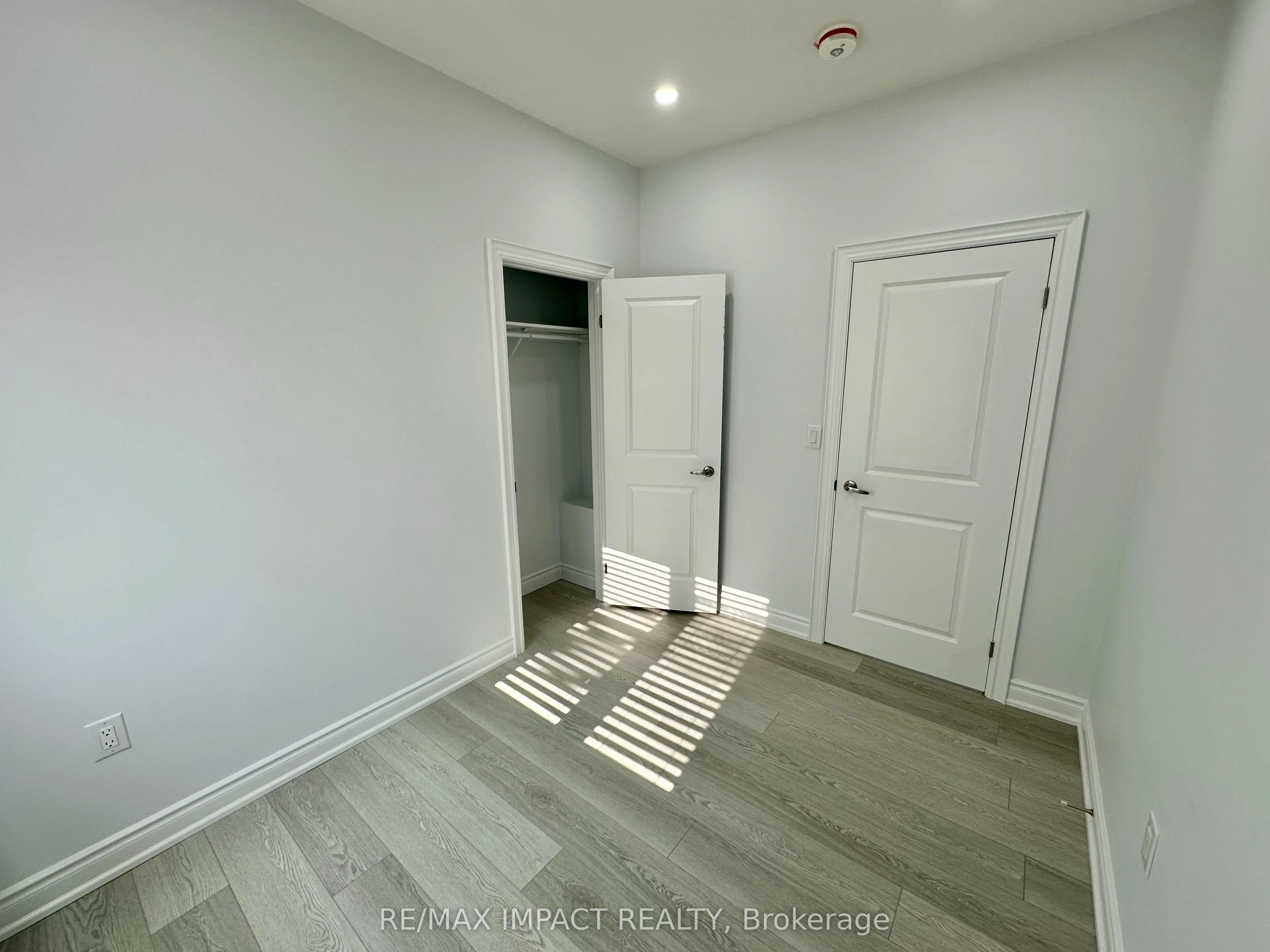 32 Toulouse Court, #Coach