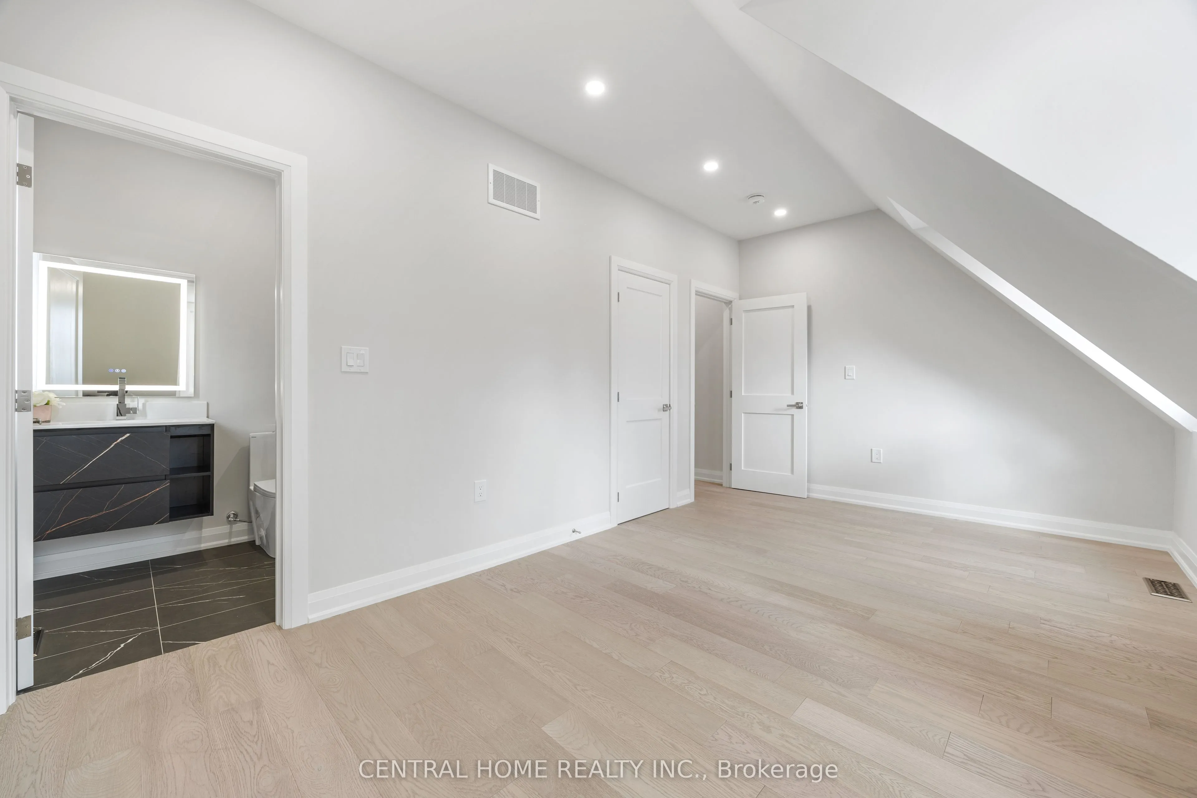 2946 Elgin Mills Road E
