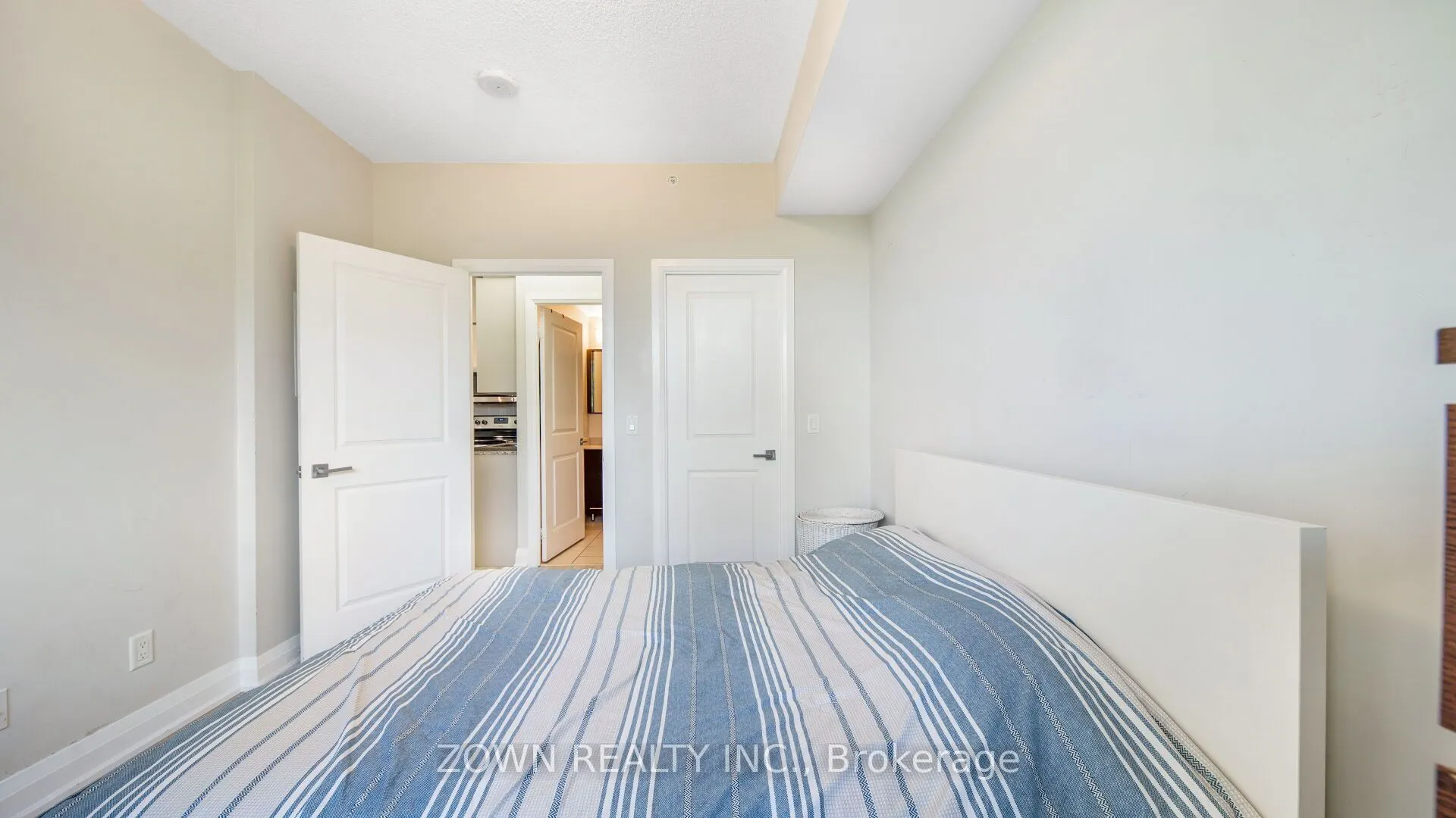 85 NORTH PARK Road, #201