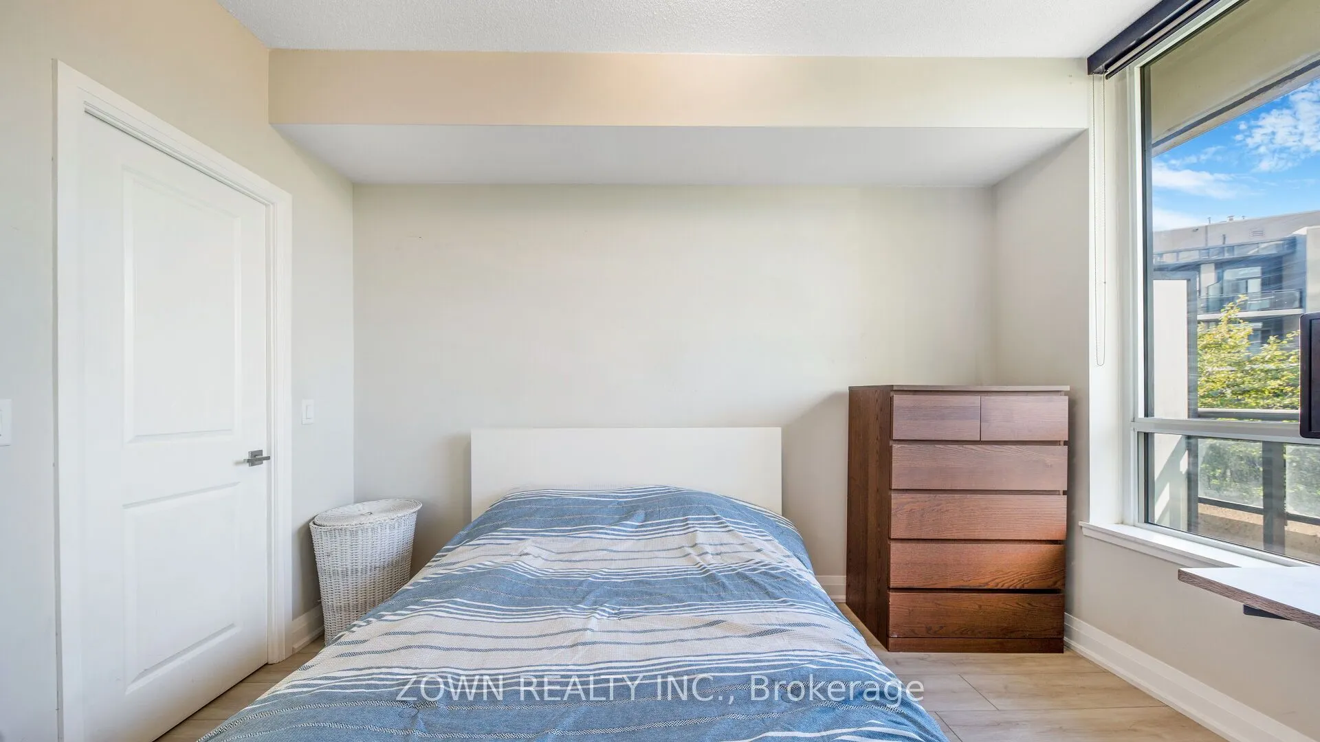 85 NORTH PARK Road, #201