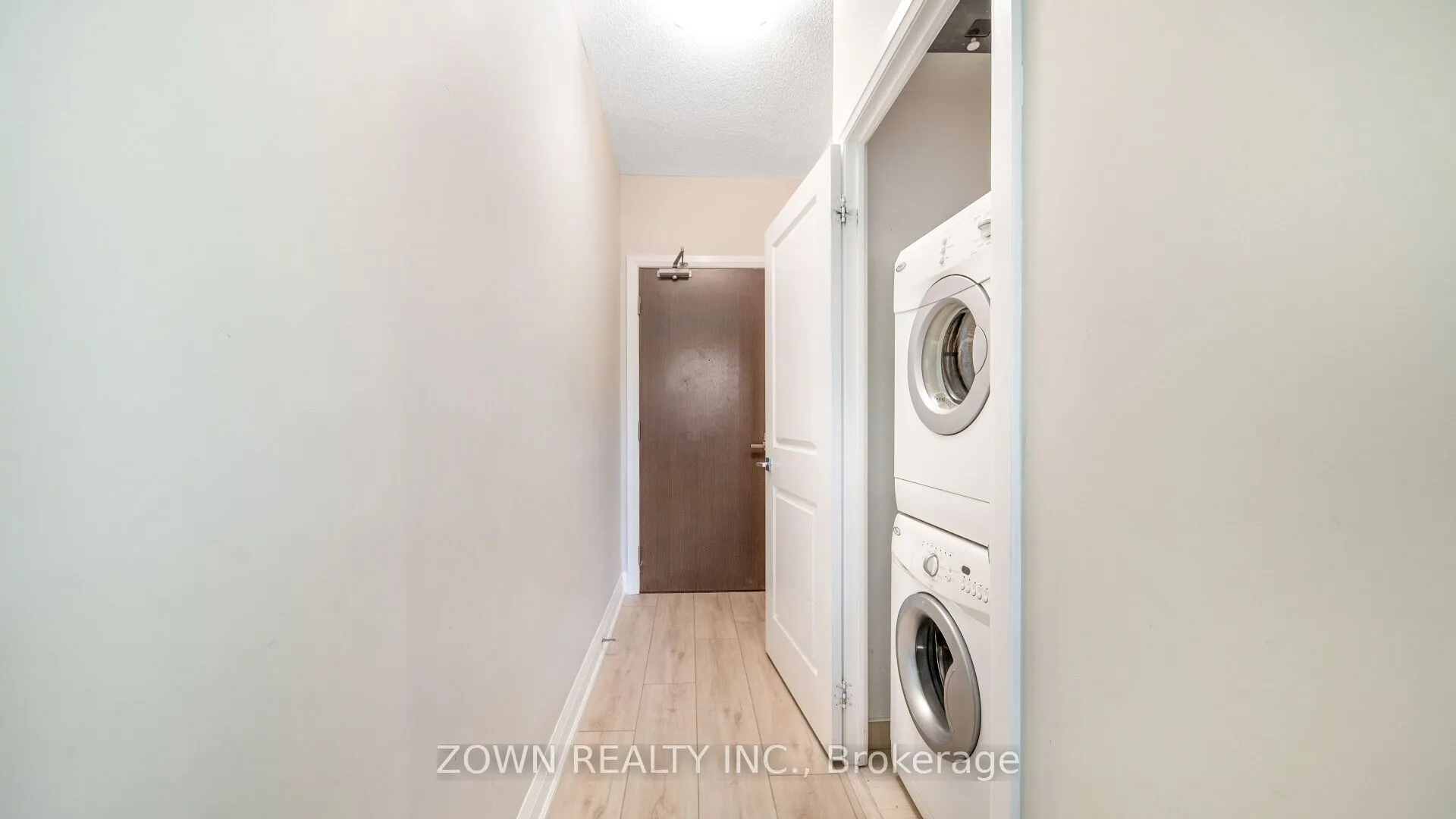85 NORTH PARK Road, #201