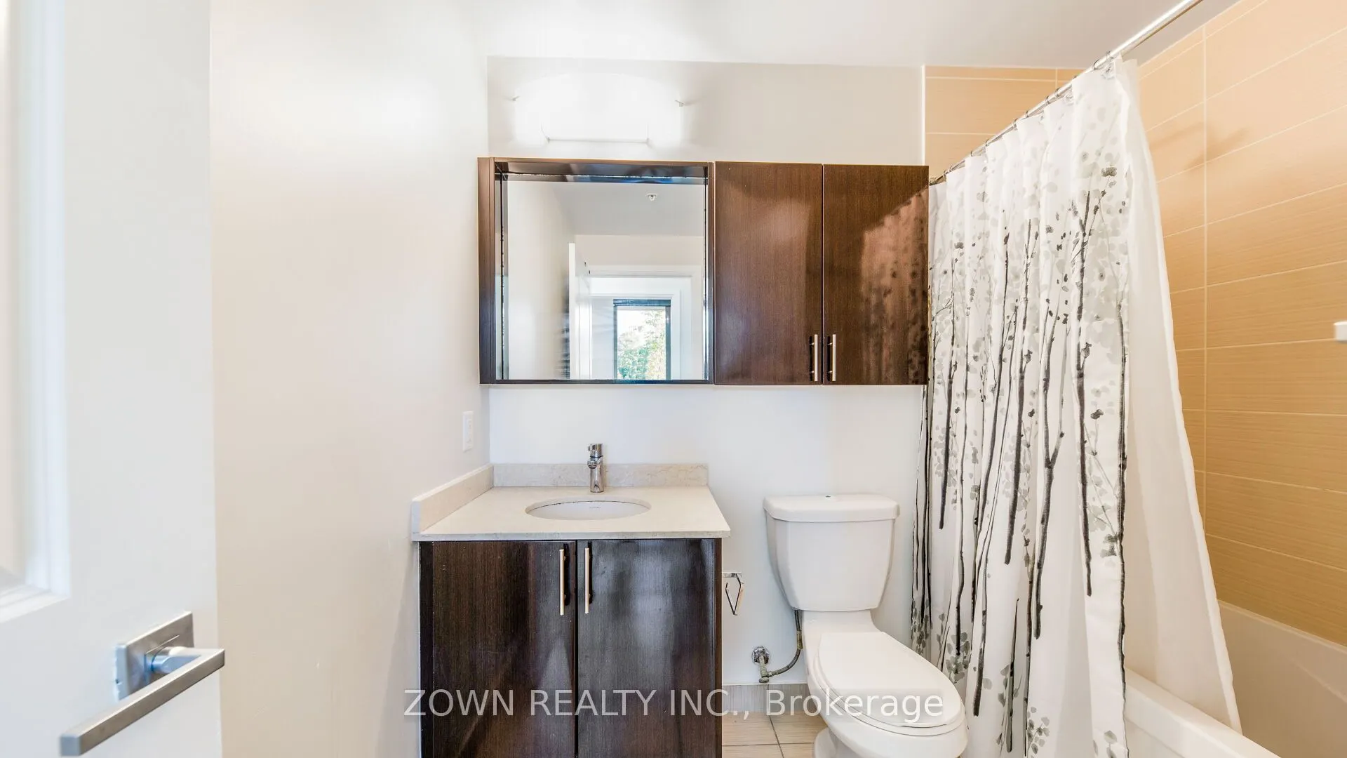 85 NORTH PARK Road, #201