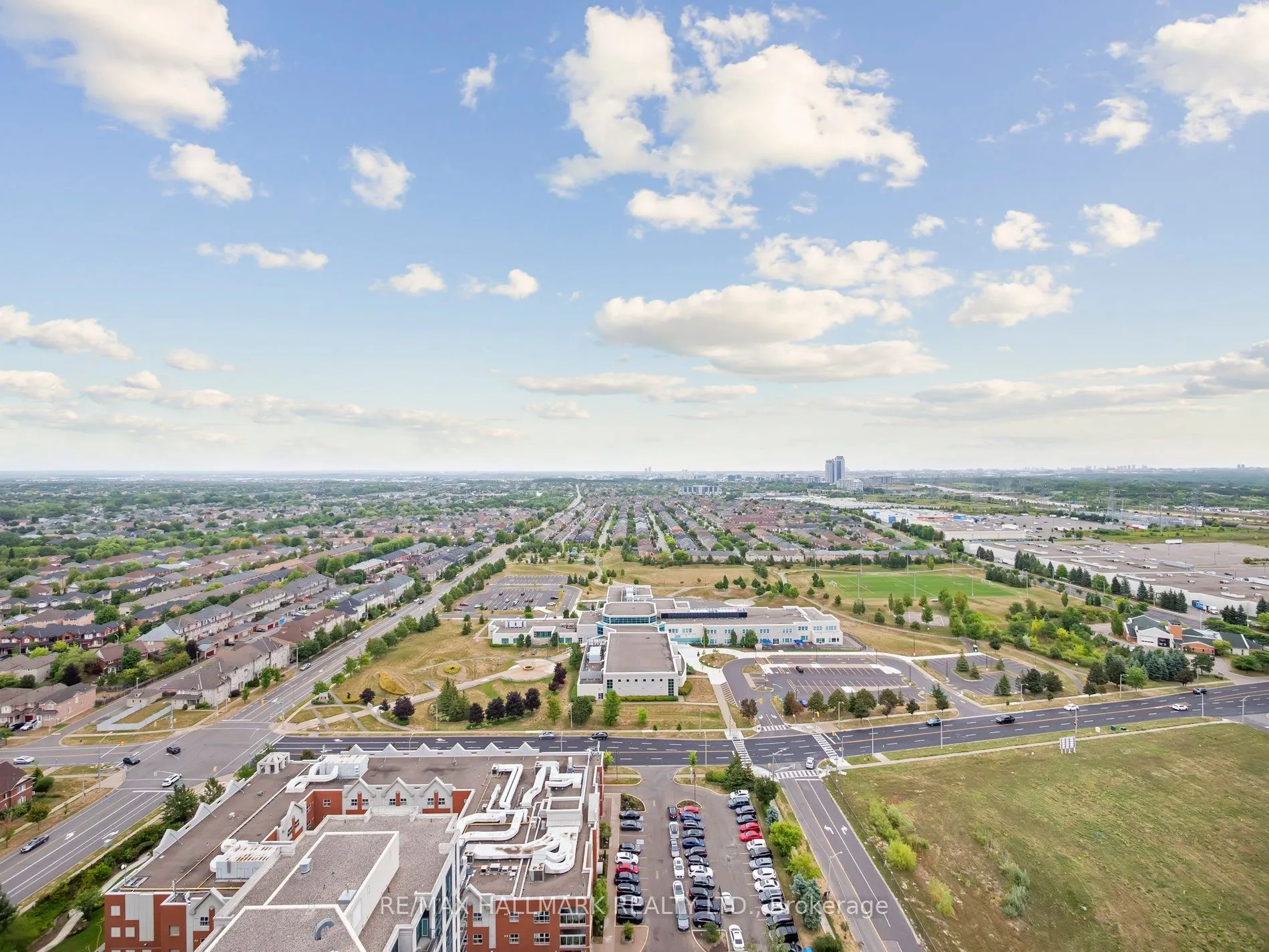 105 Oneida Crescent, #2708