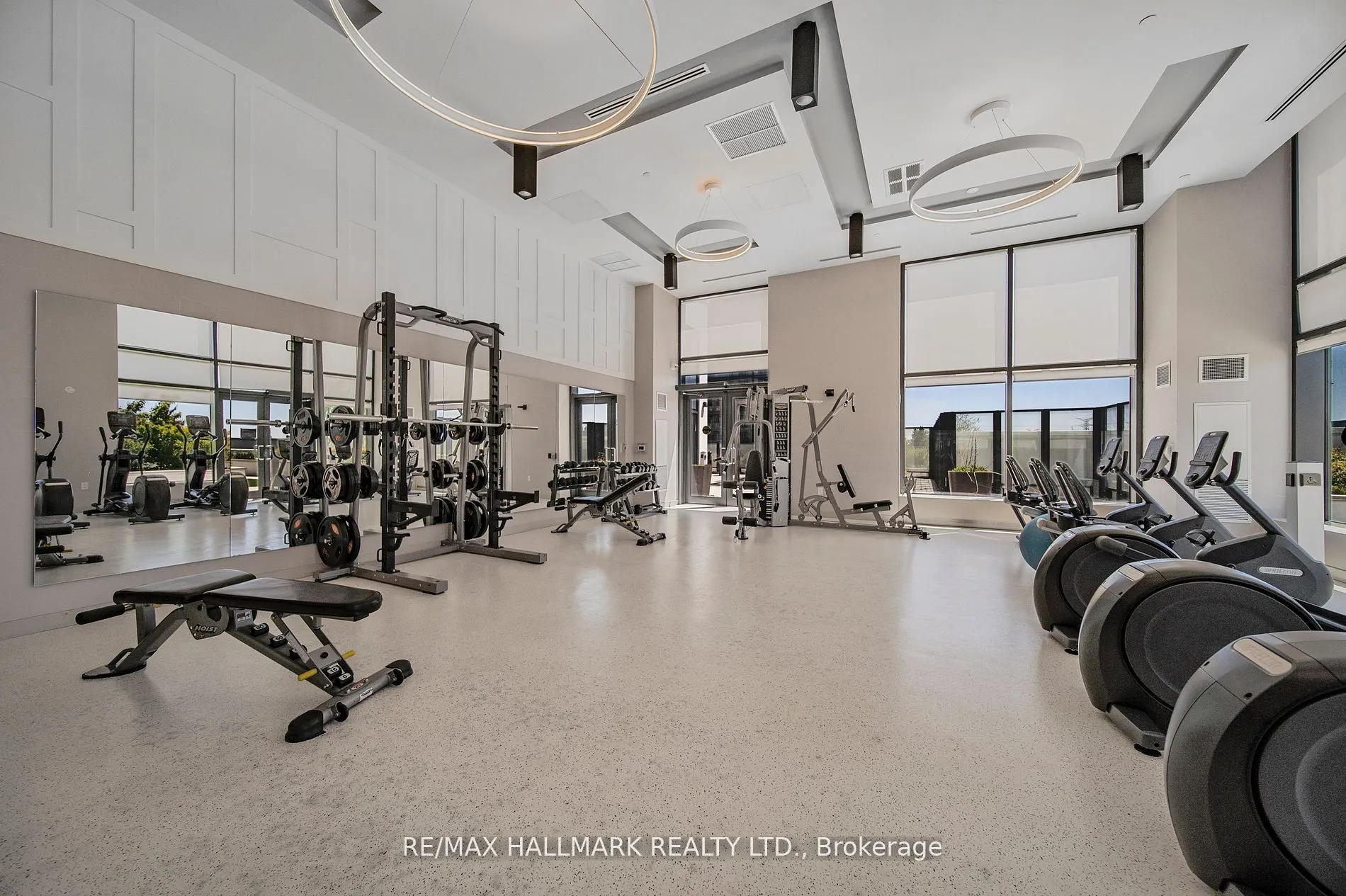 105 Oneida Crescent, #2708