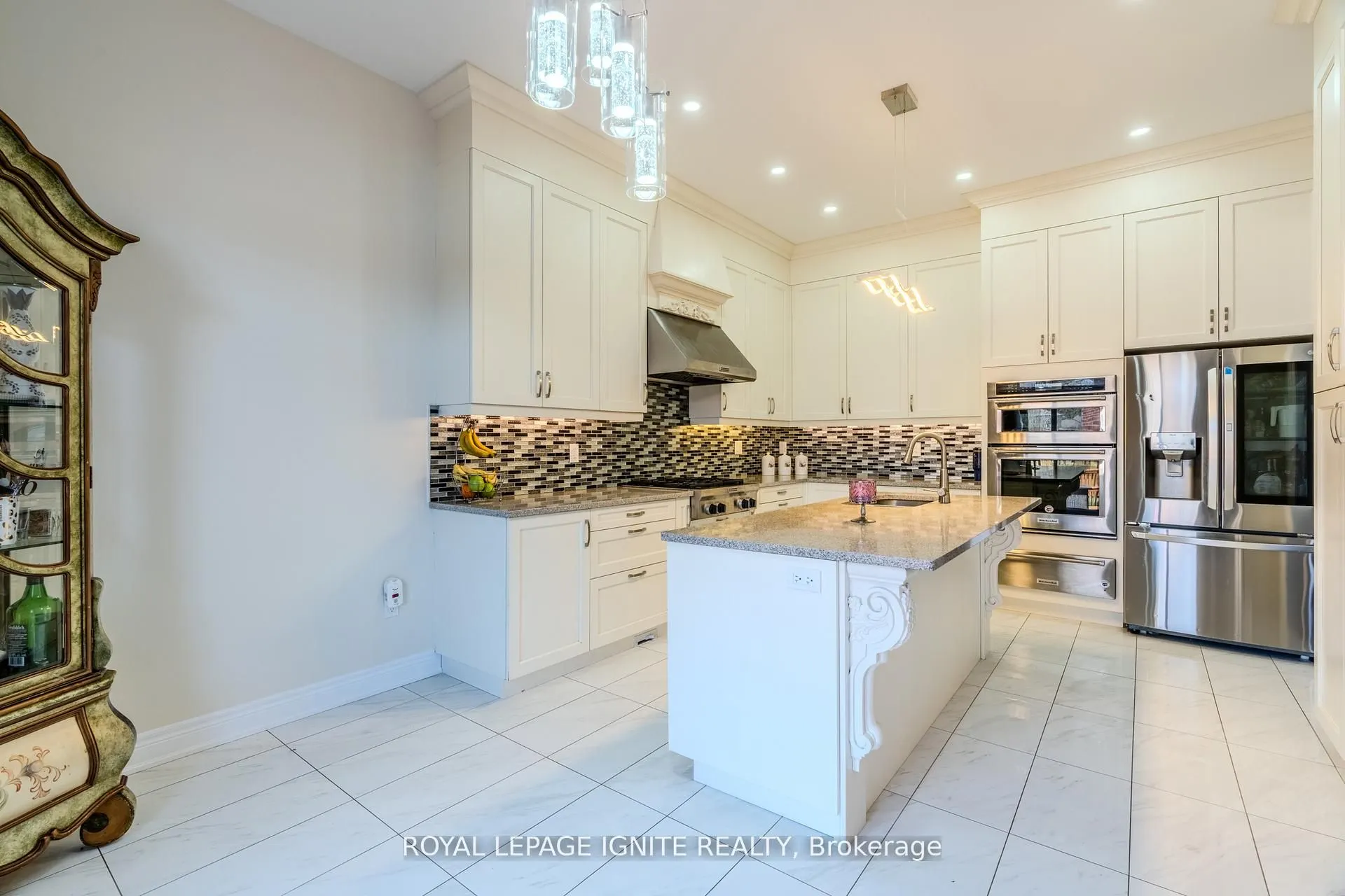 73 Kentwood Crescent