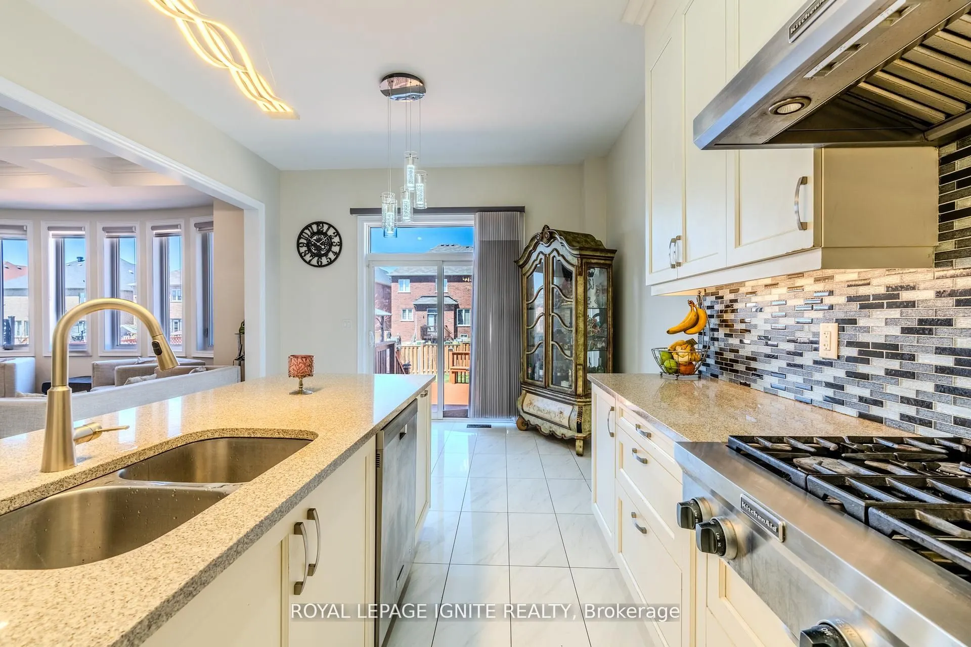 73 Kentwood Crescent