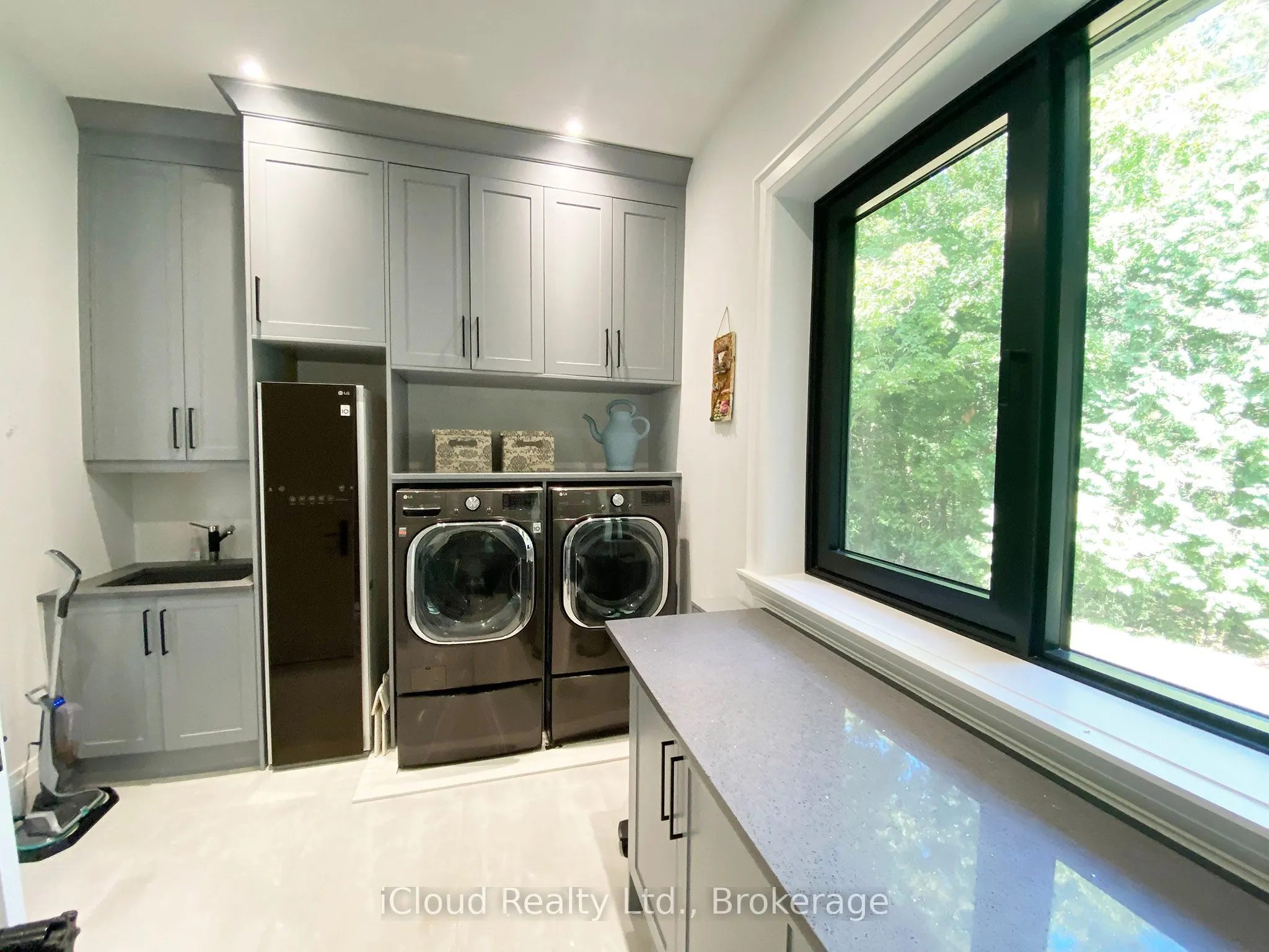 15670 10th Concession Road