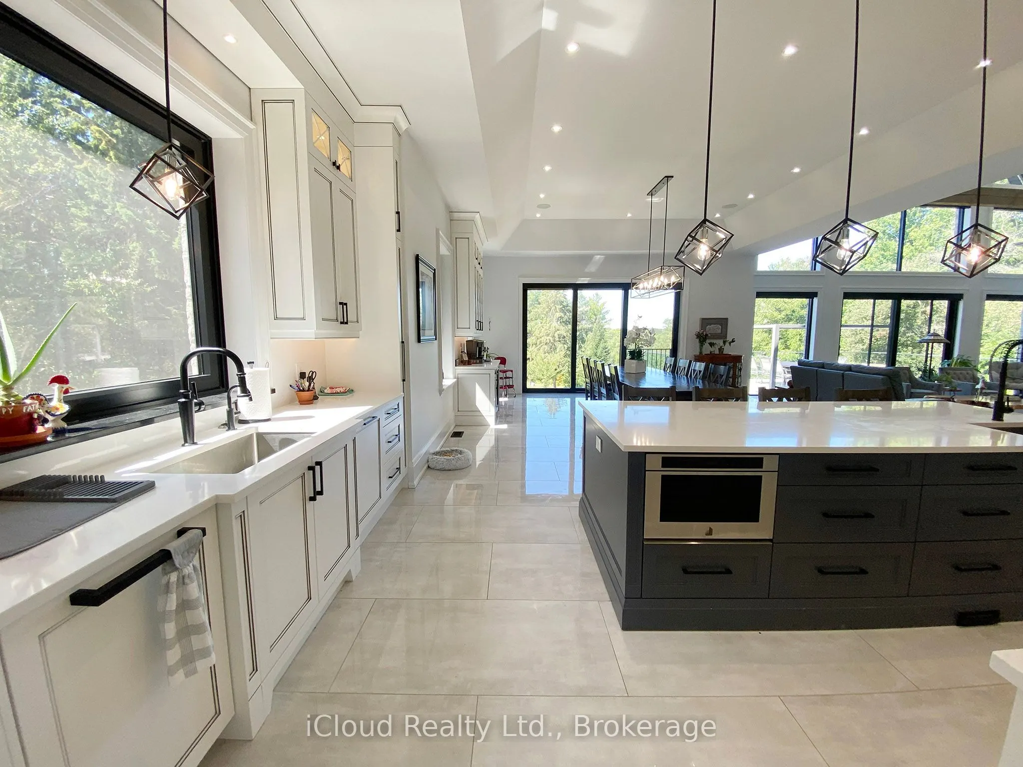 15670 10th Concession Road