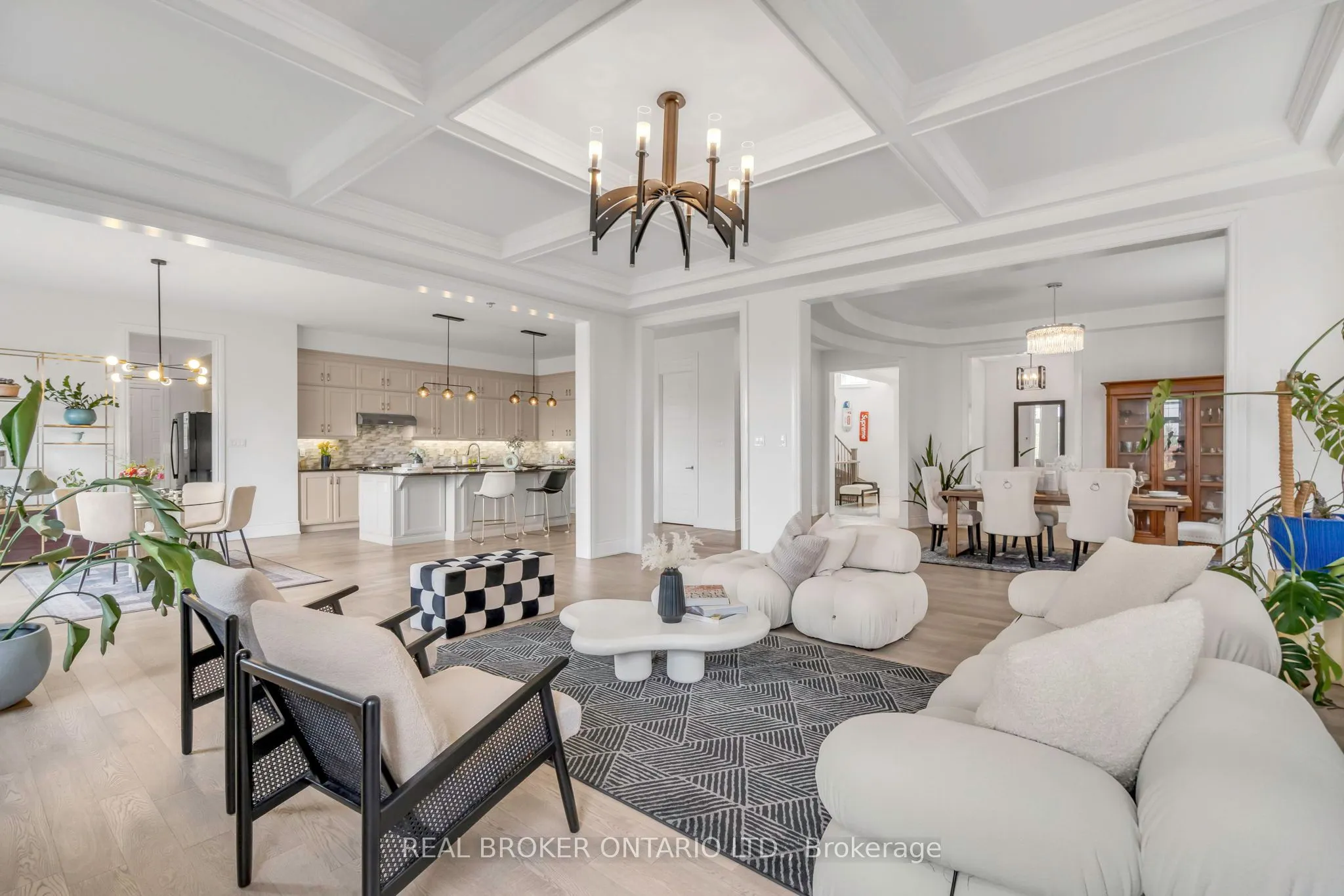 18 Ridgepoint Road