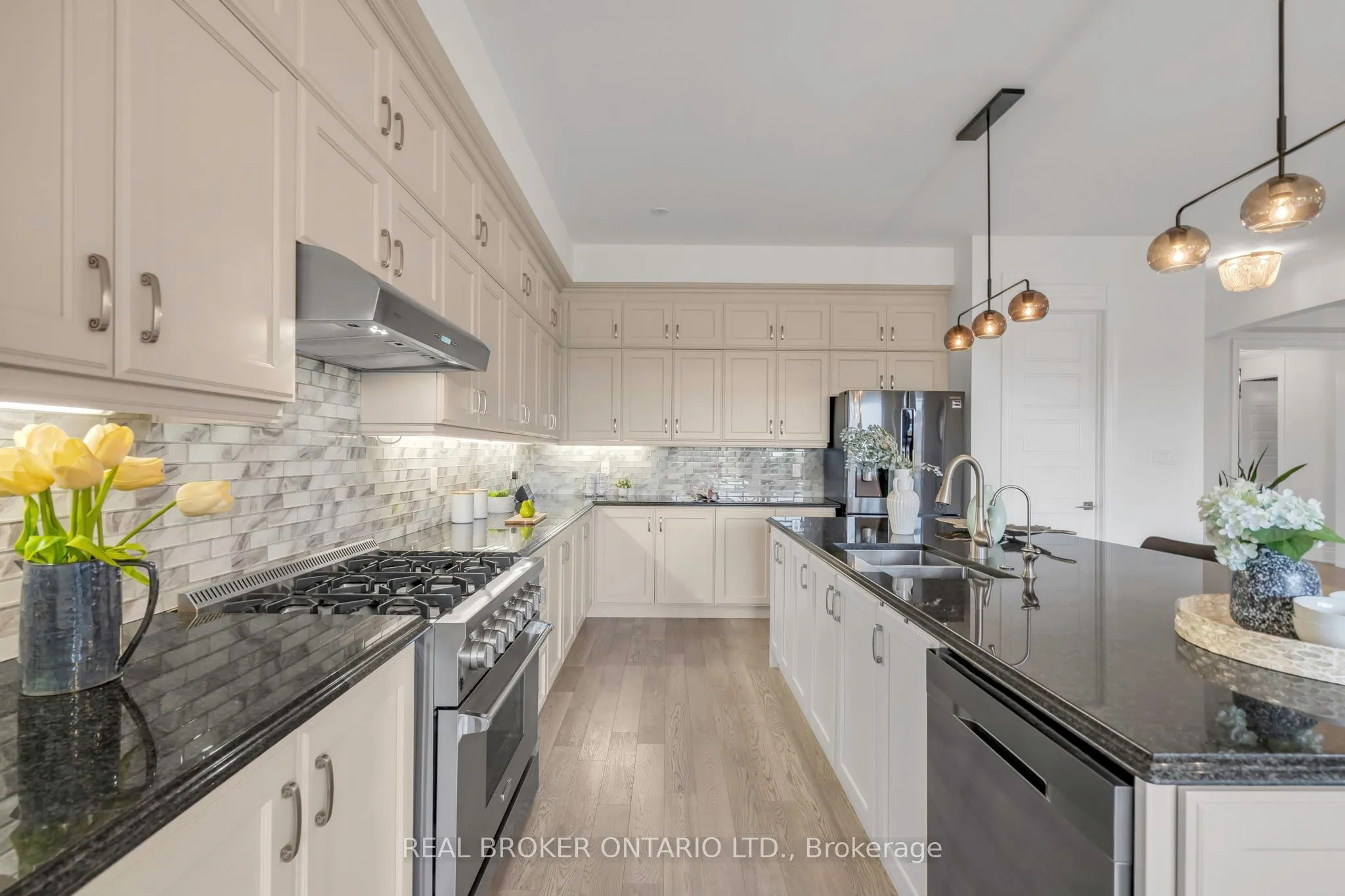 18 Ridgepoint Road