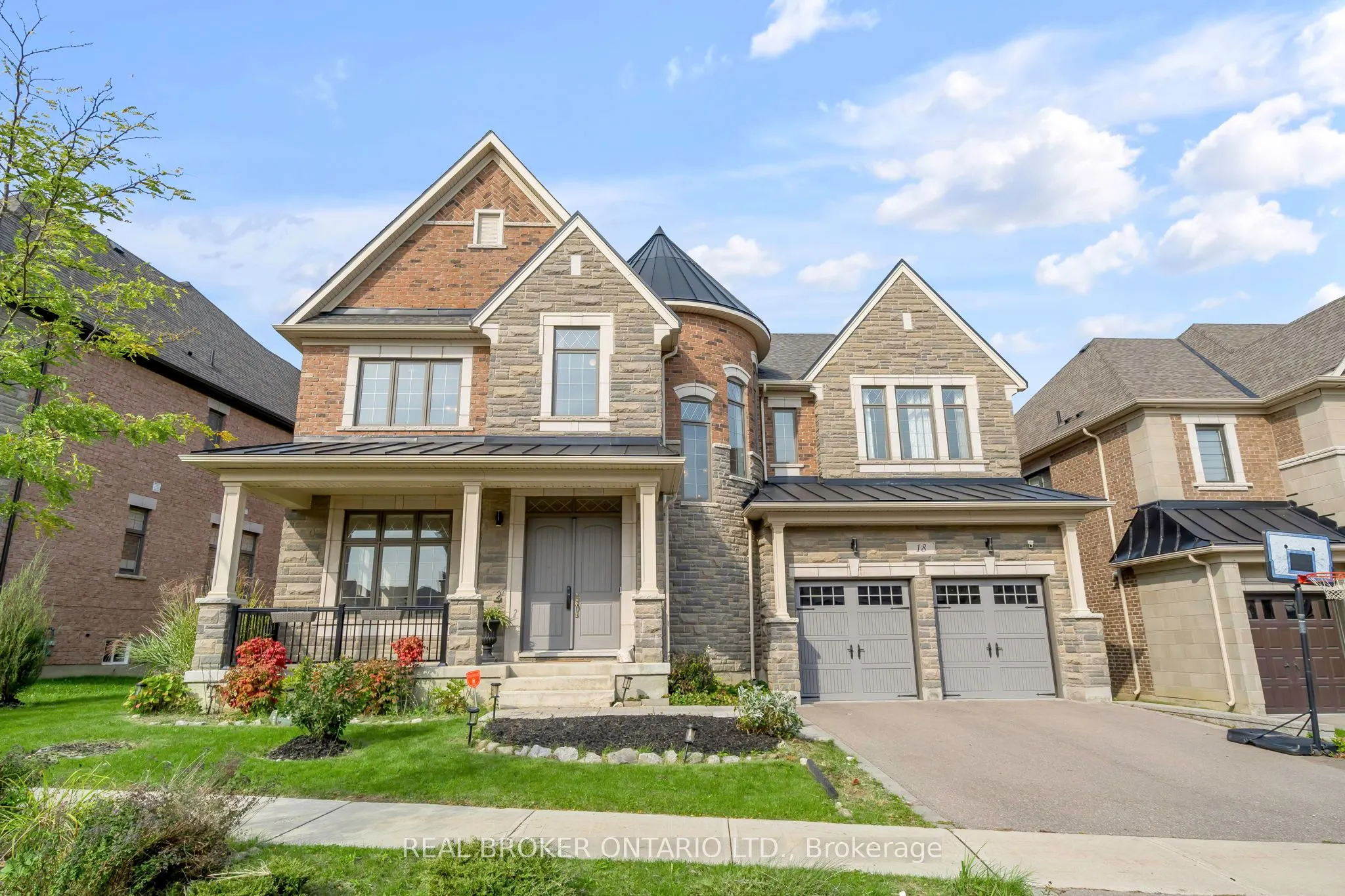 18 Ridgepoint Road