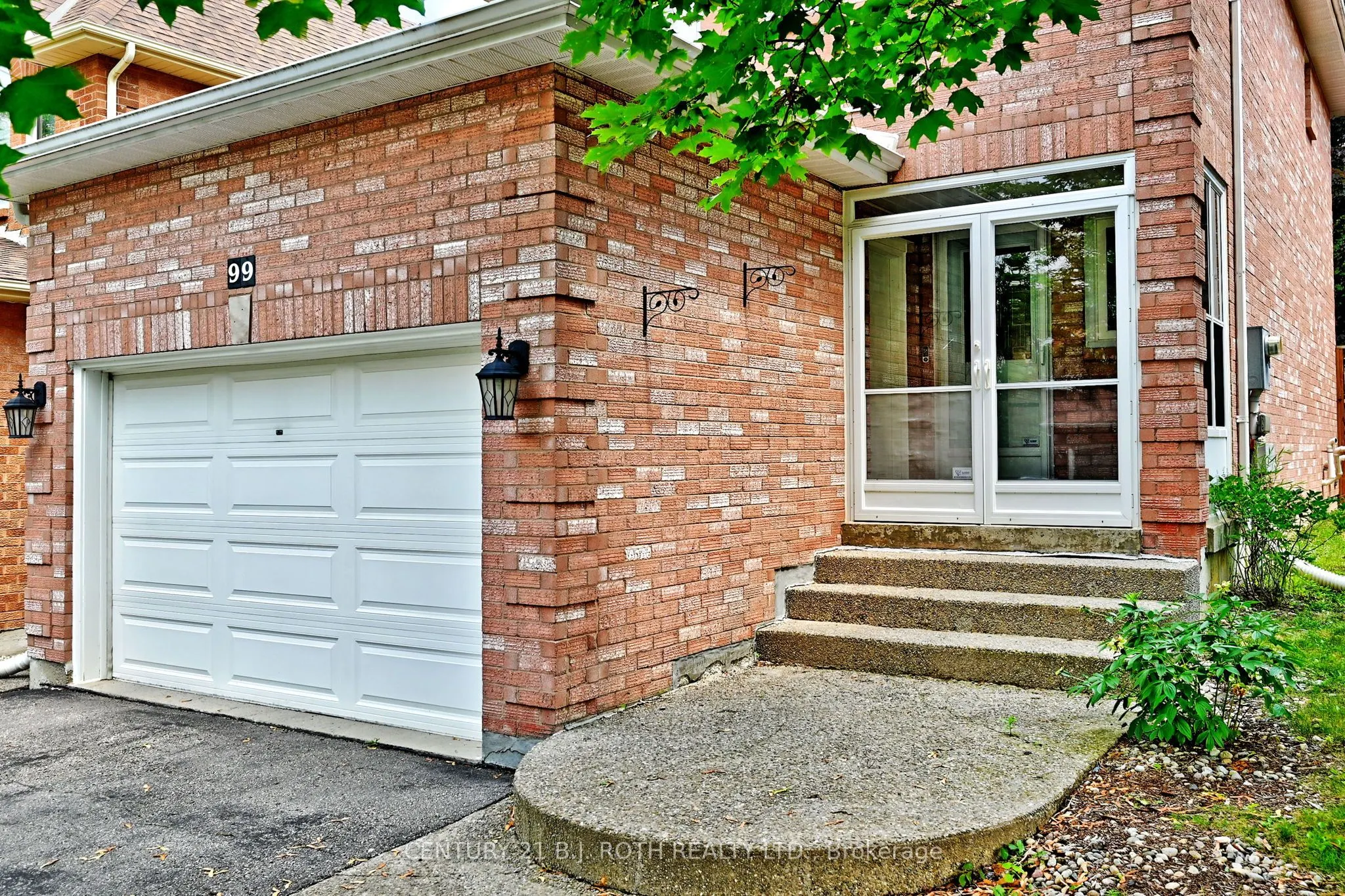 99 Sandfield Drive