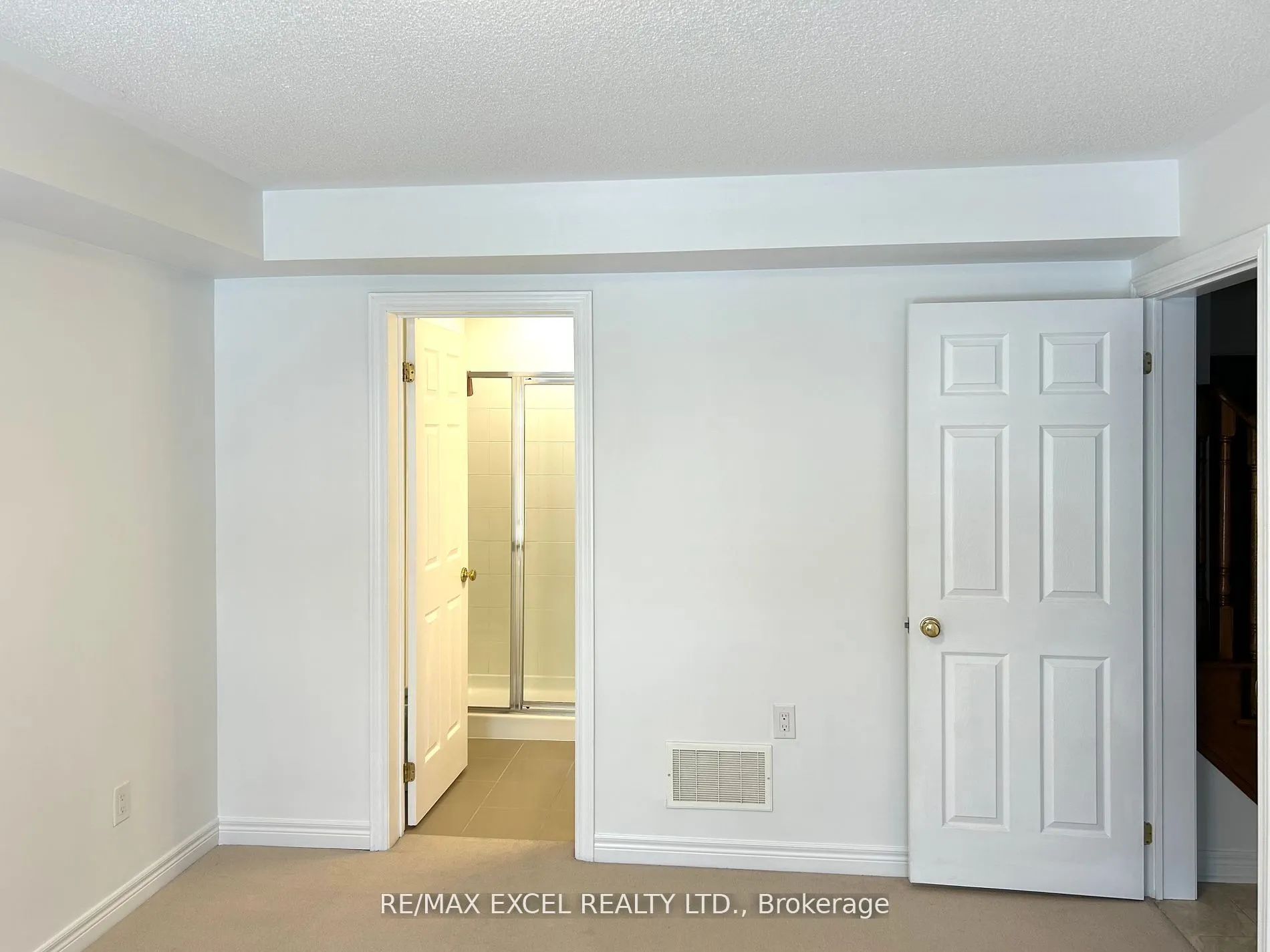 17 Earnshaw Drive