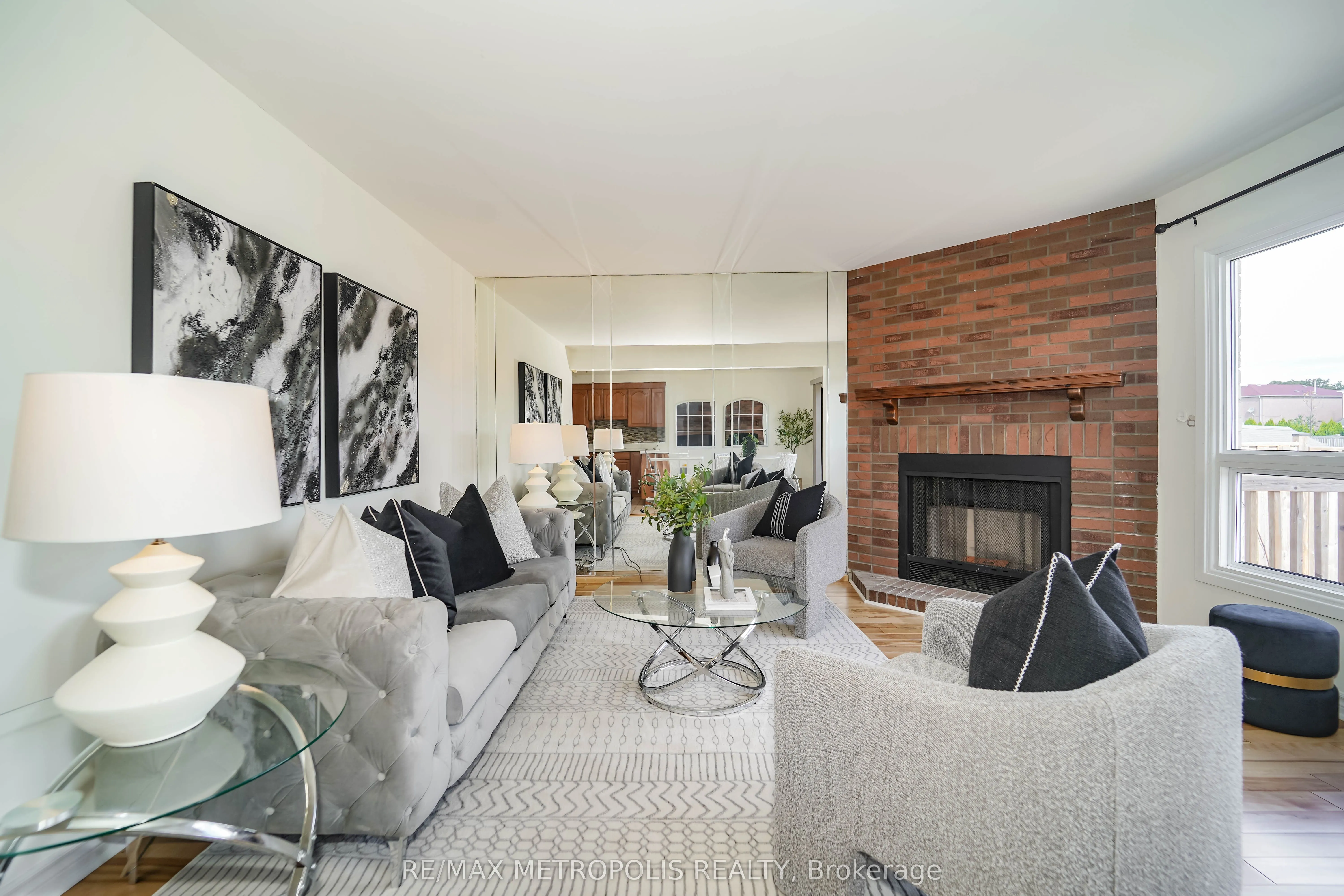 40 Lavron Court