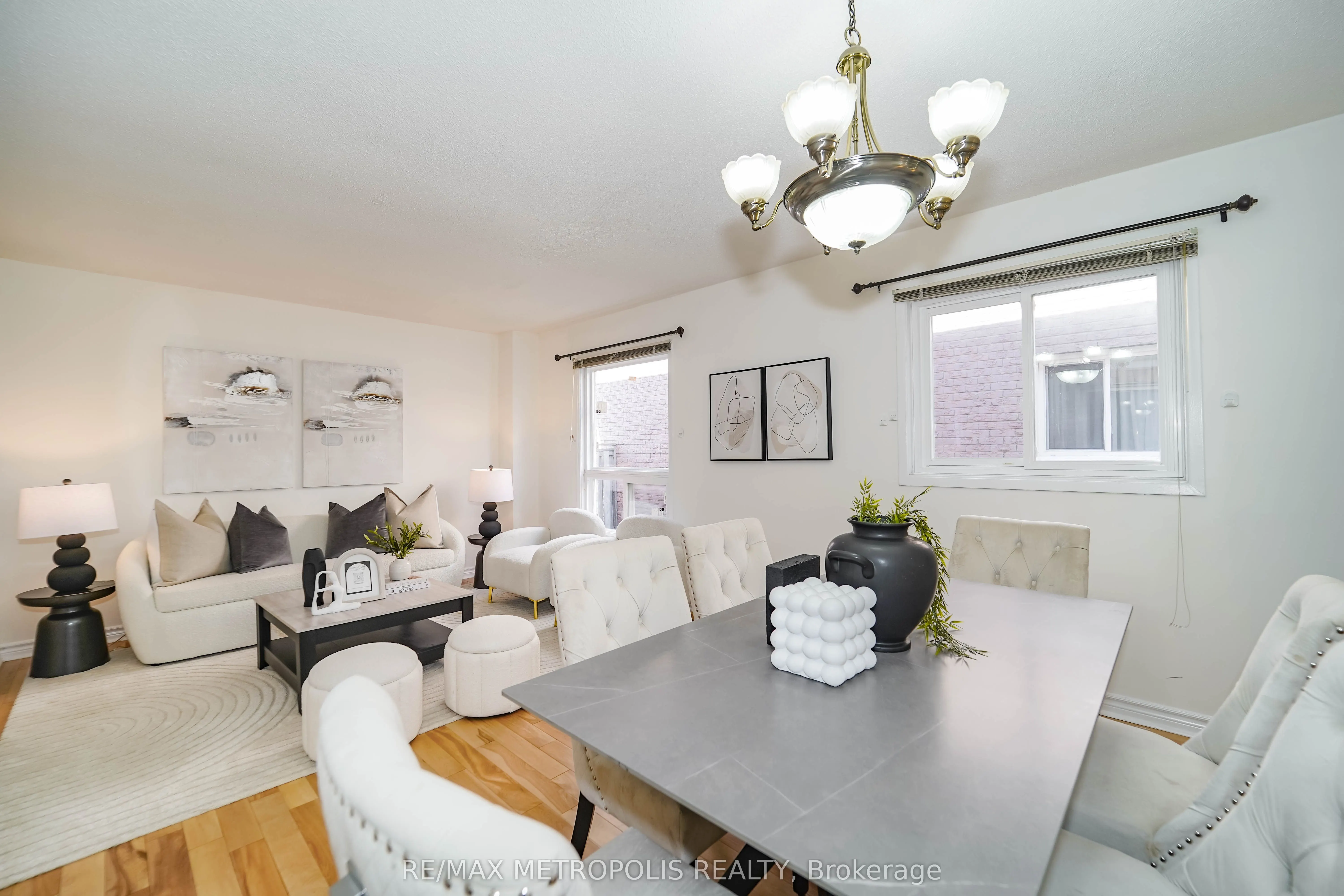 40 Lavron Court