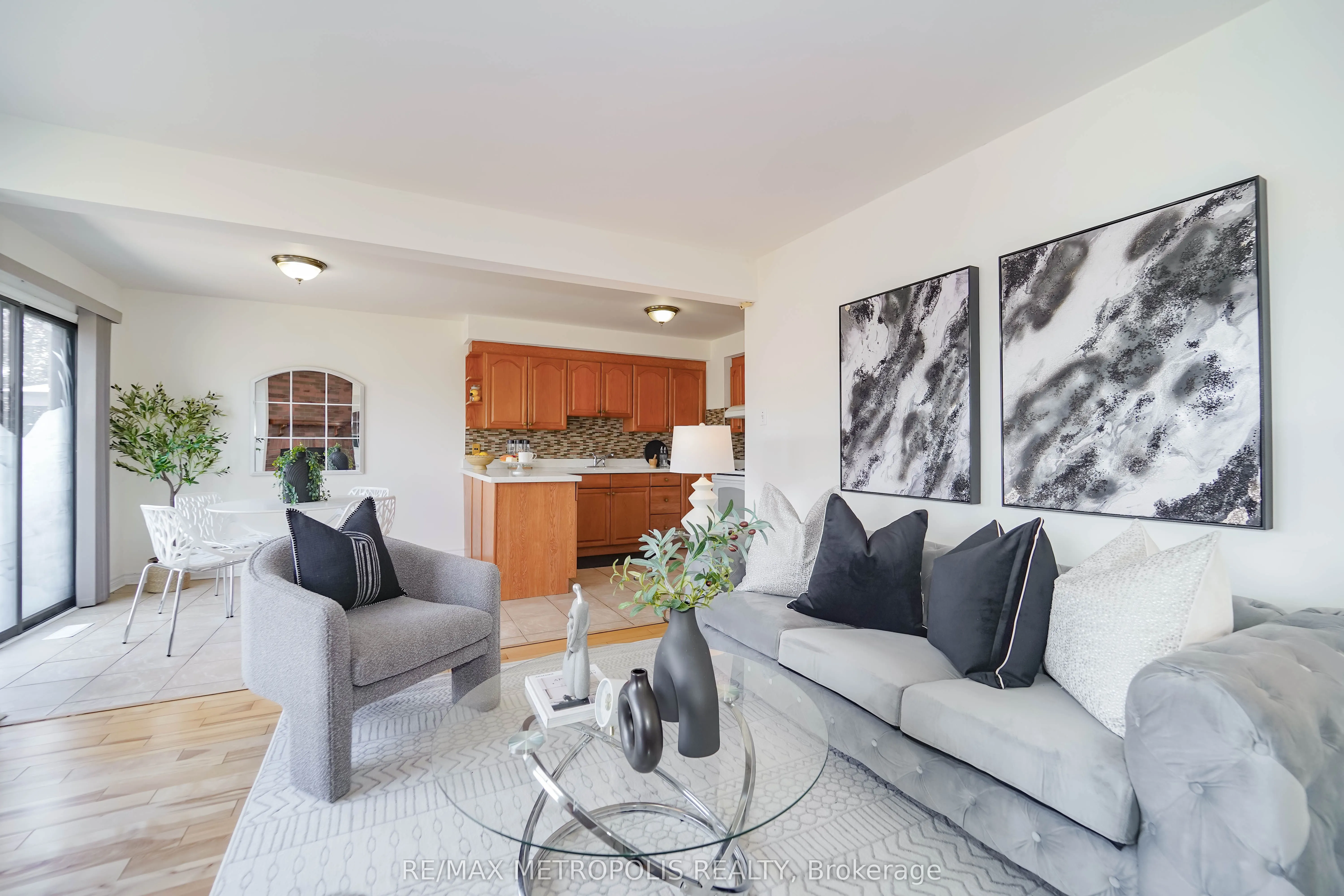 40 Lavron Court
