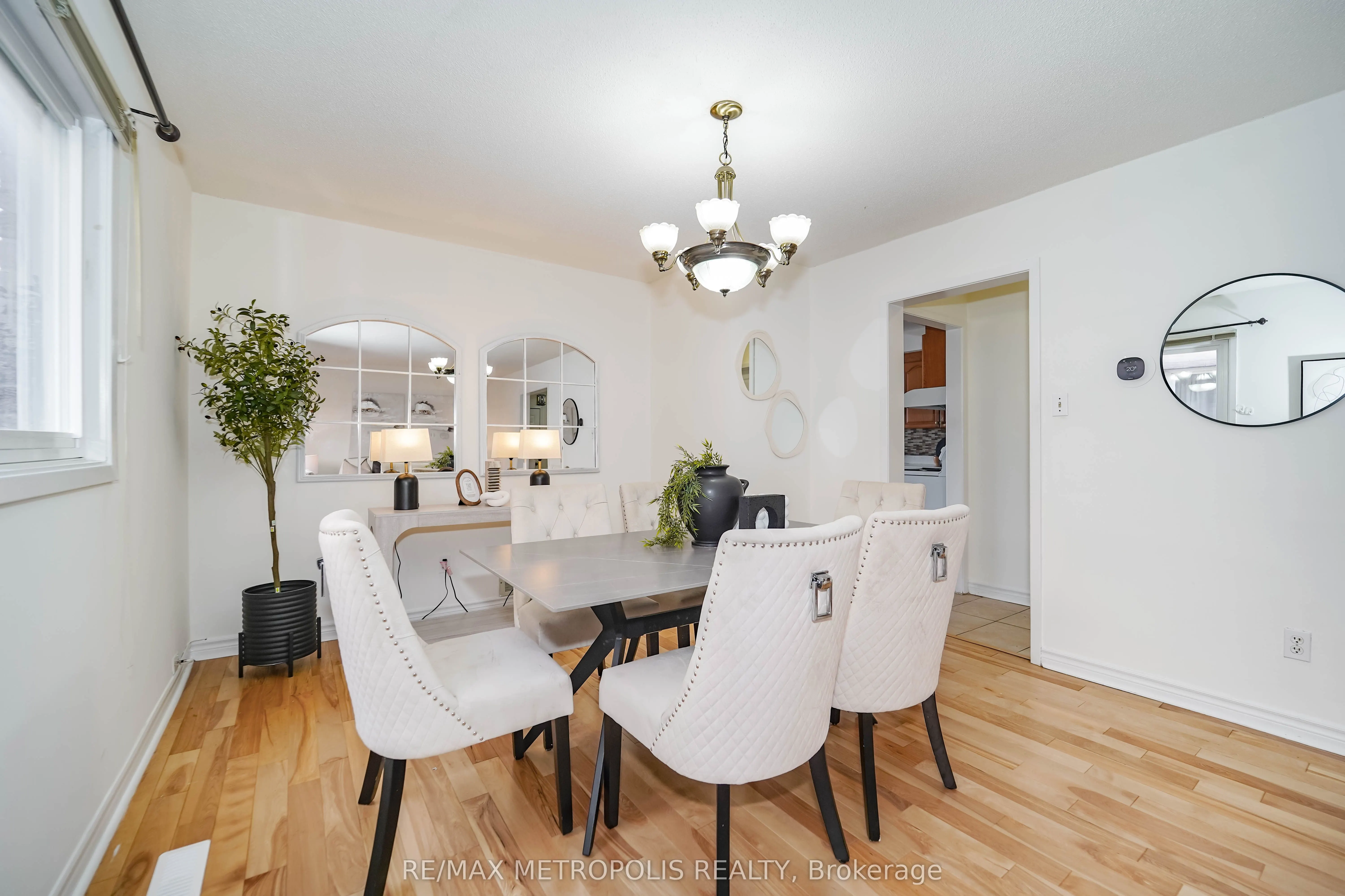 40 Lavron Court