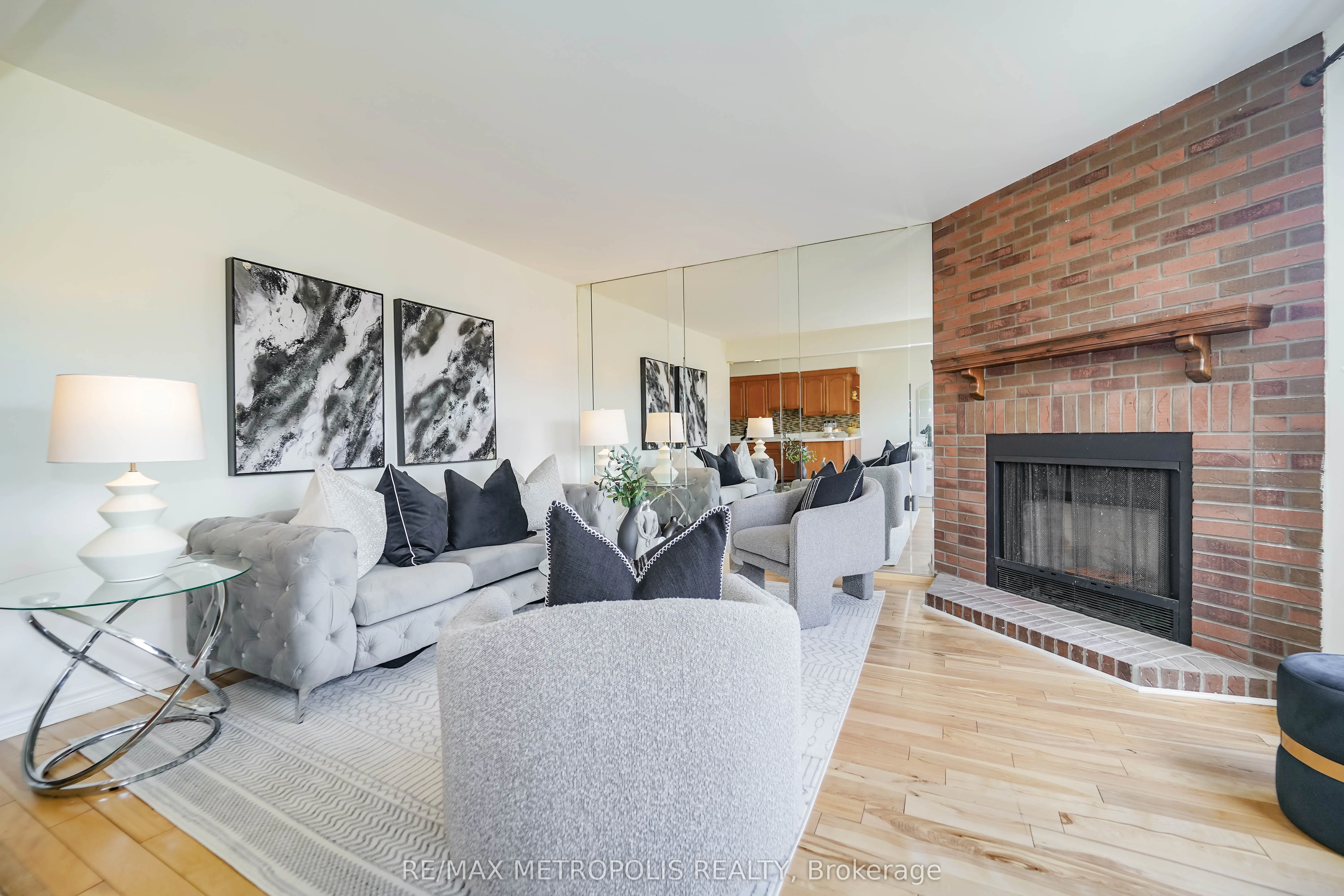 40 Lavron Court
