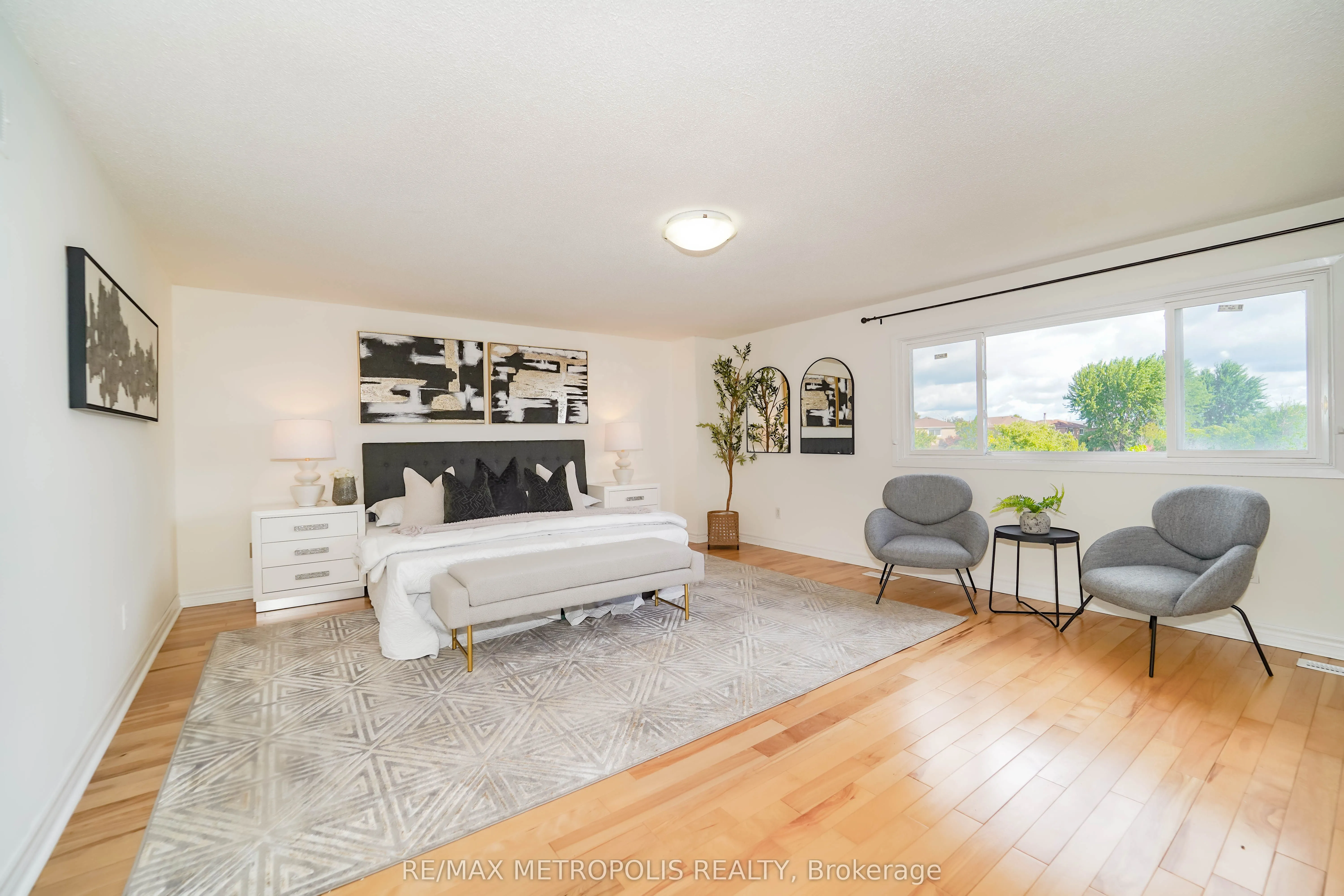 40 Lavron Court