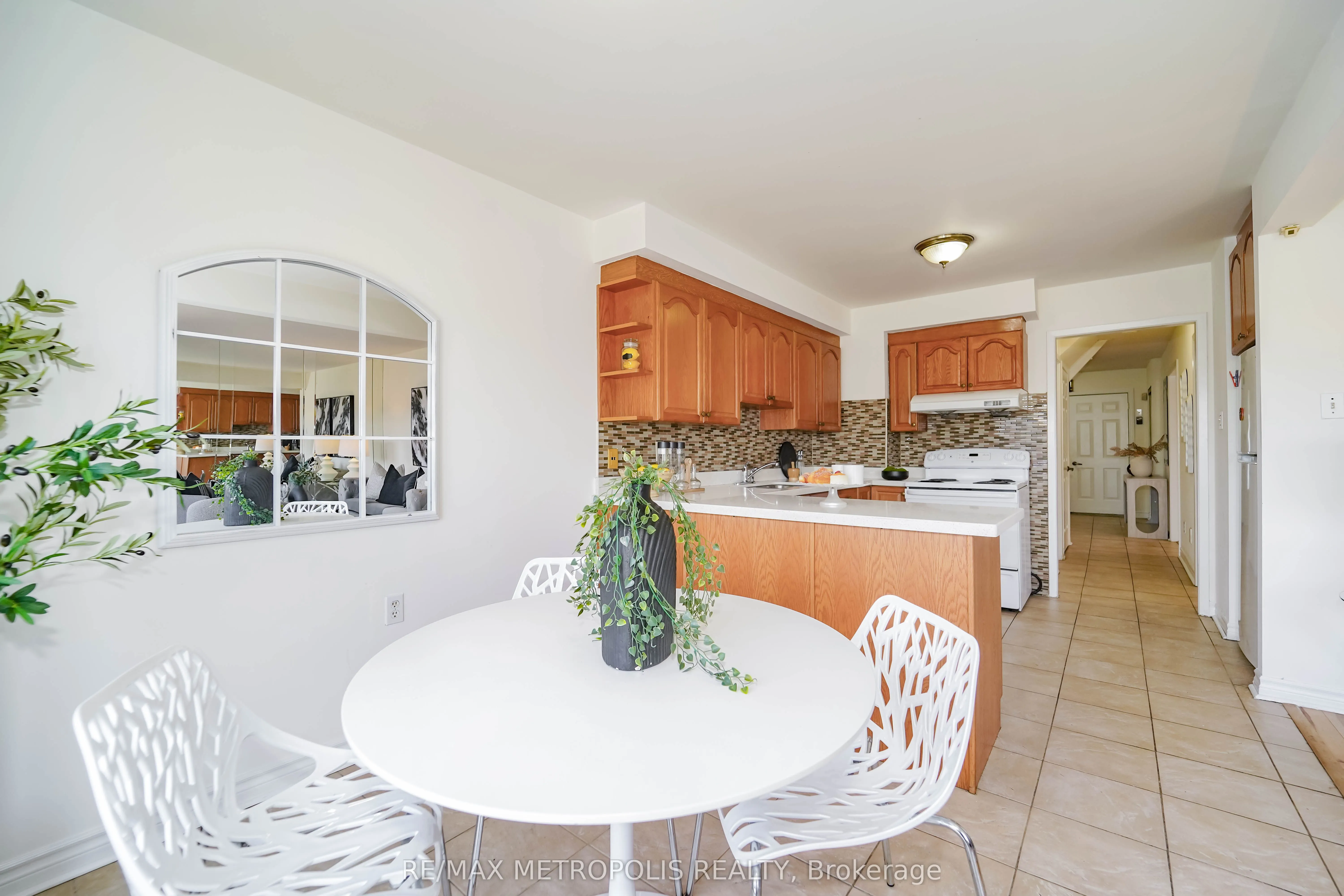 40 Lavron Court