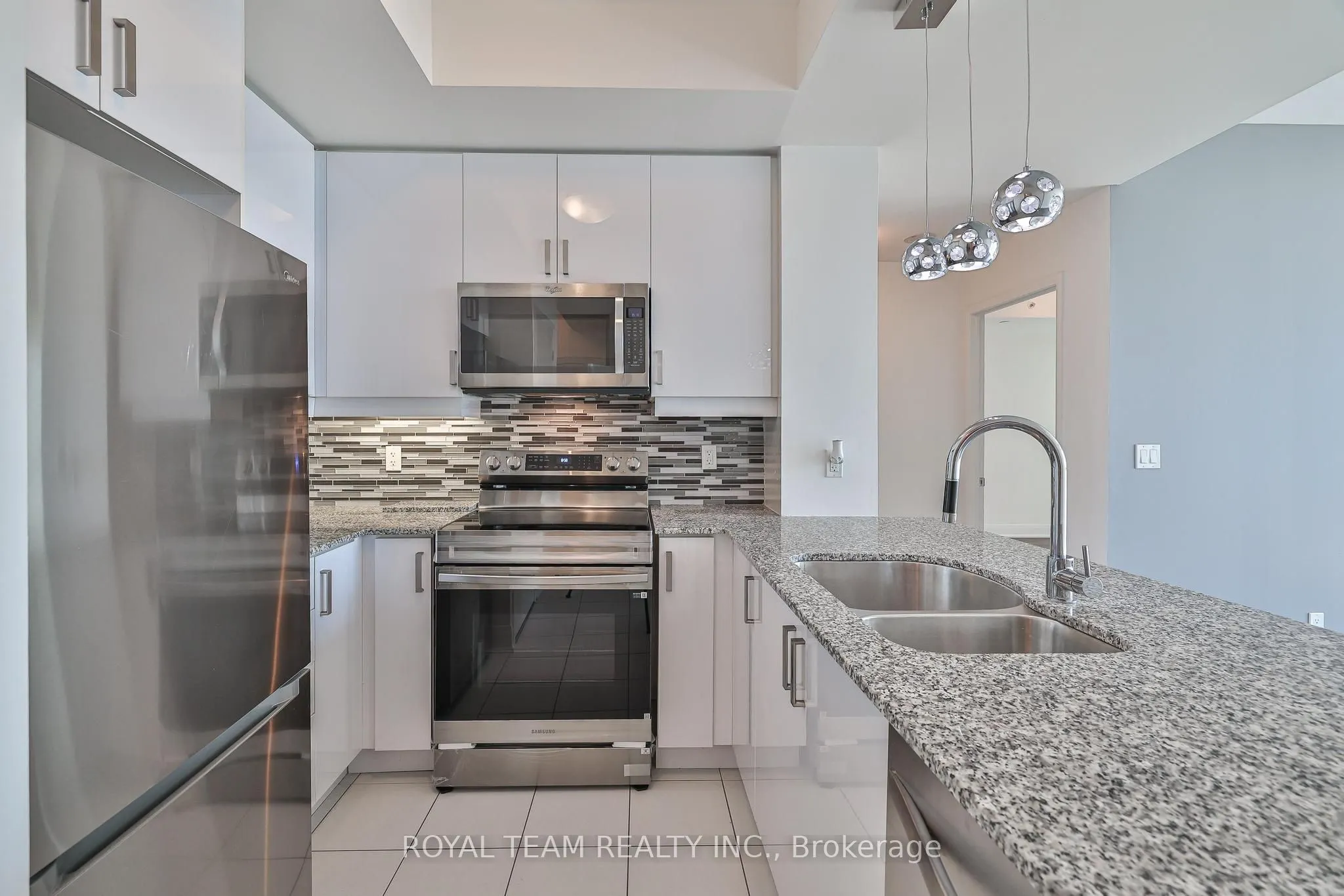 2900 Highway 7, #3405