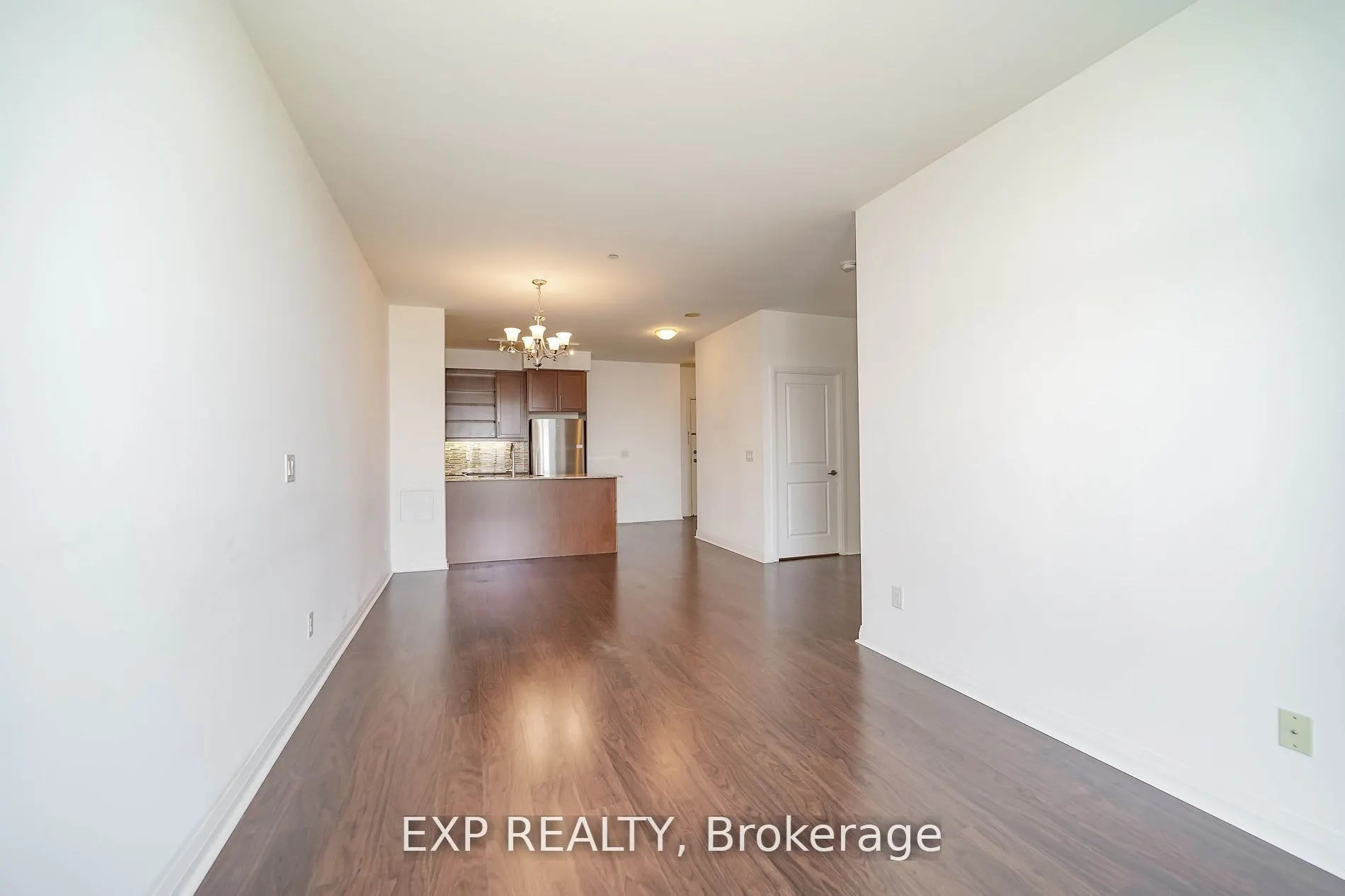 55 Oneida Crescent, #1011