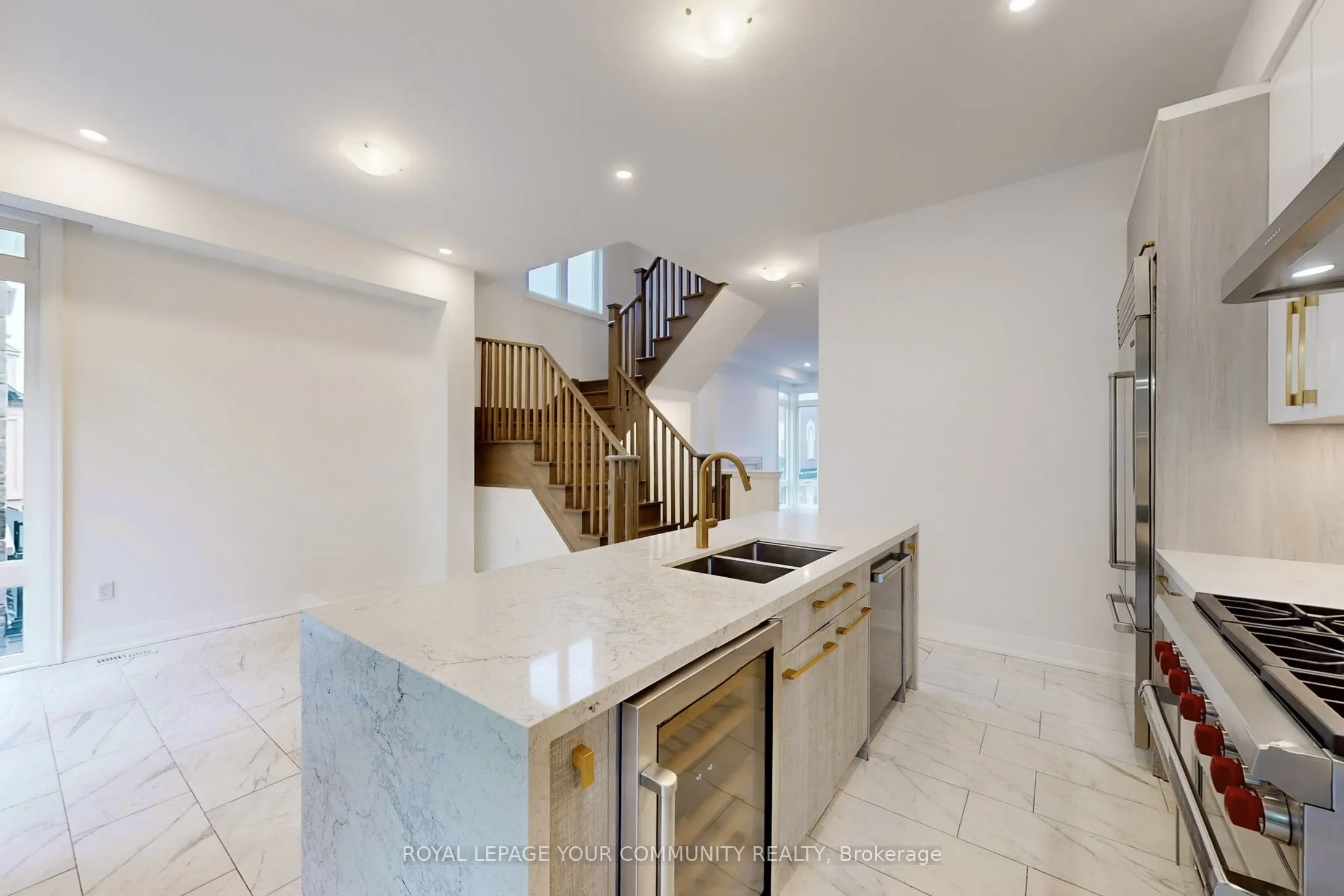 32 Globemaster Lane