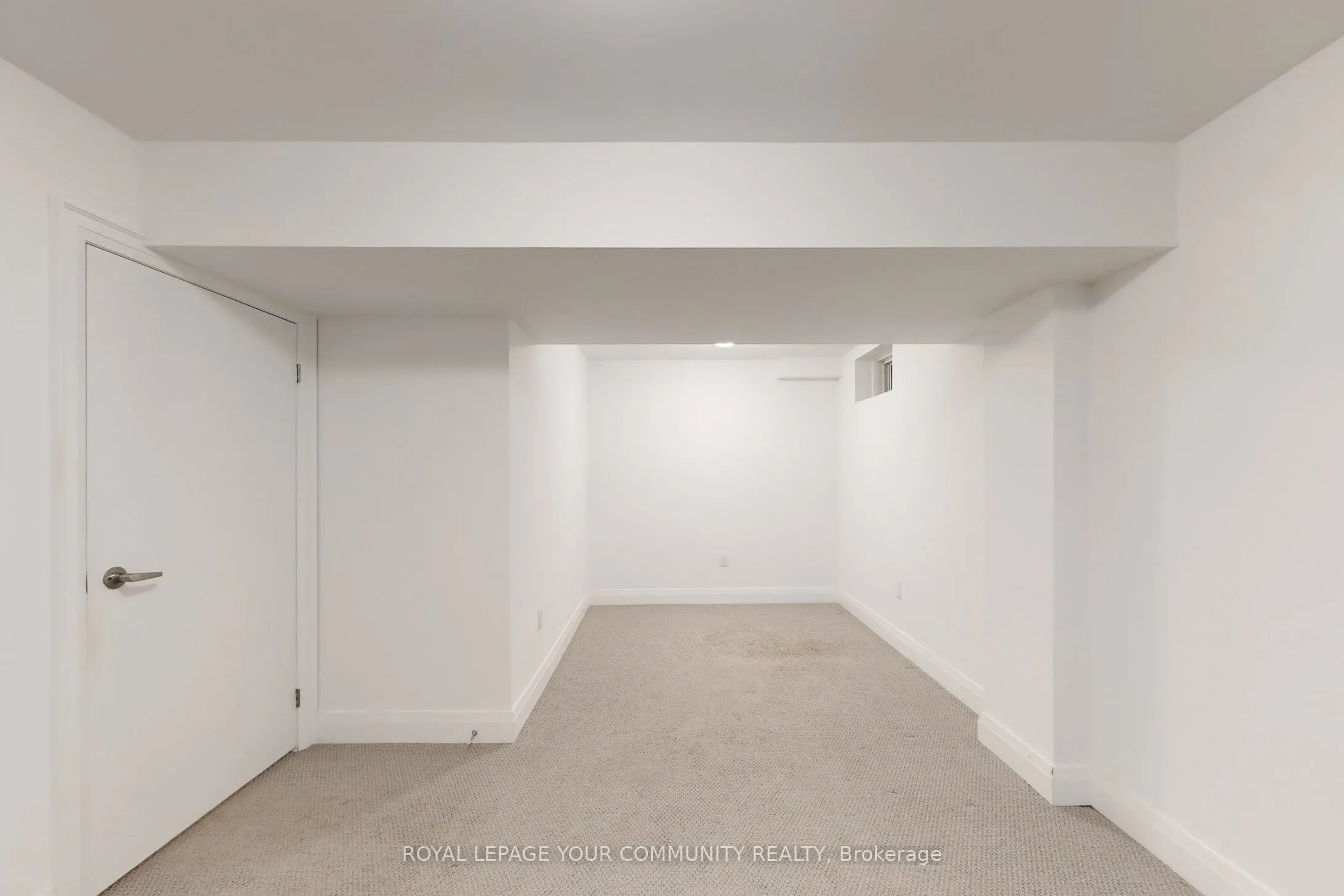 32 Globemaster Lane