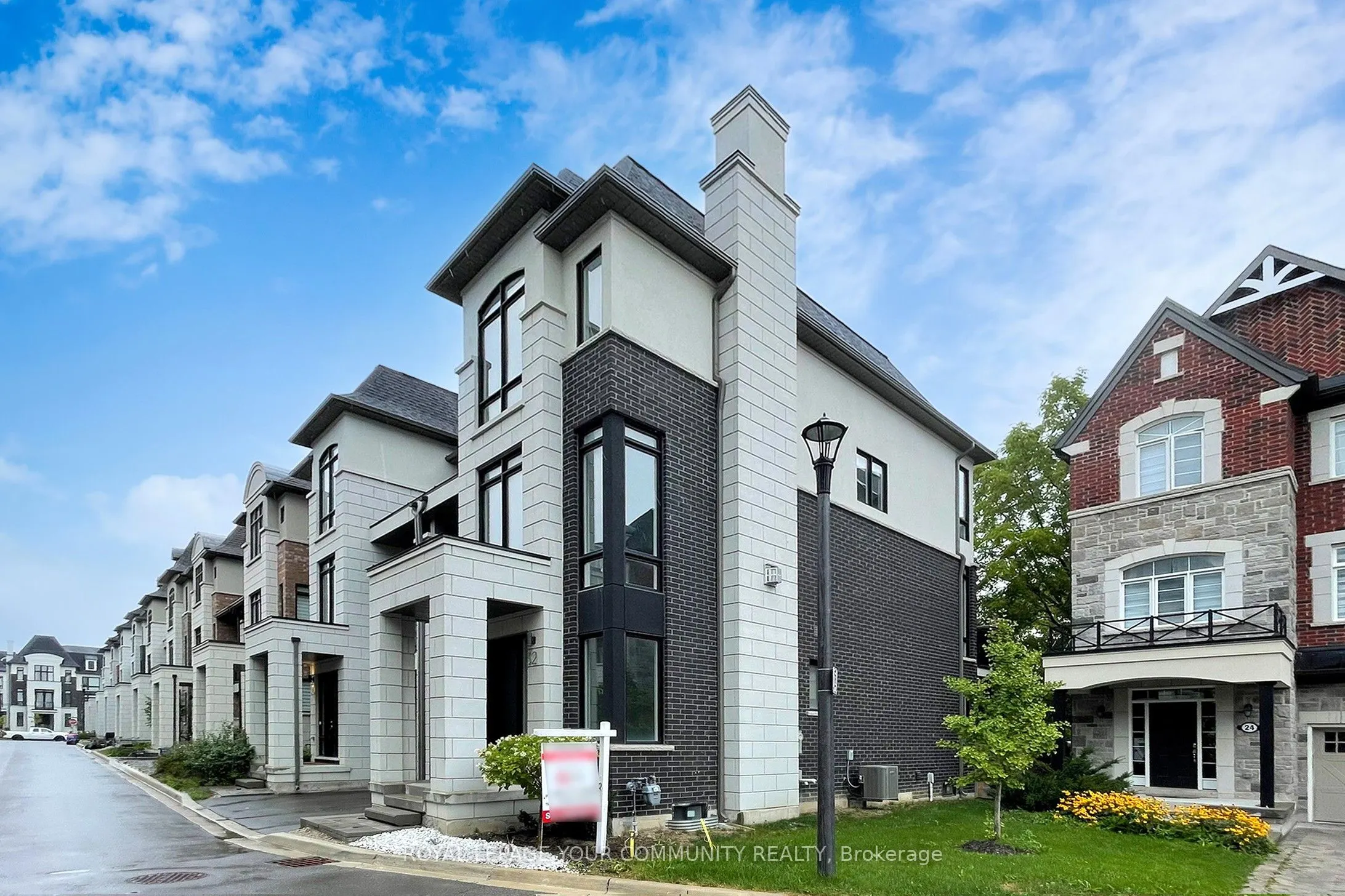 32 Globemaster Lane