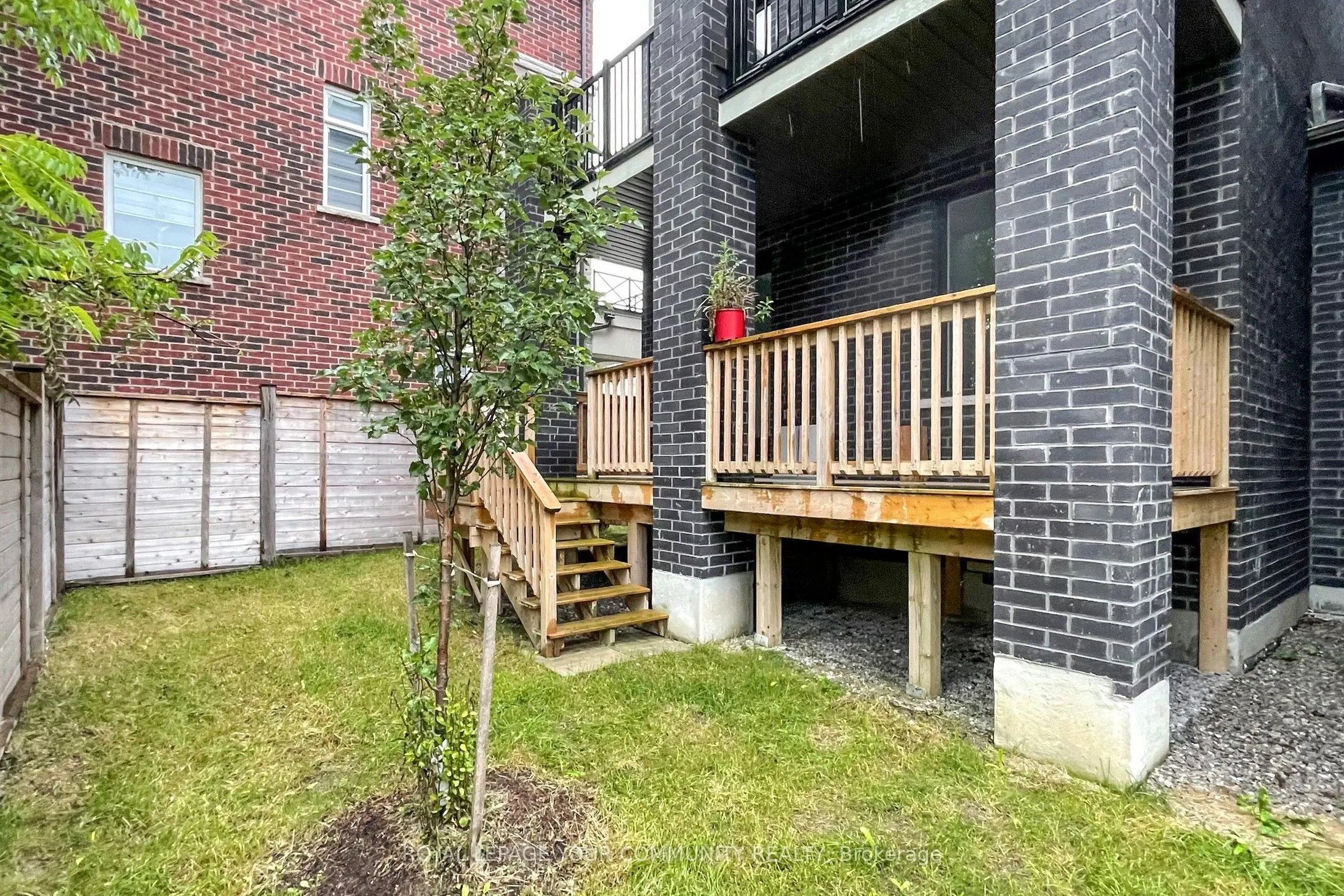 32 Globemaster Lane