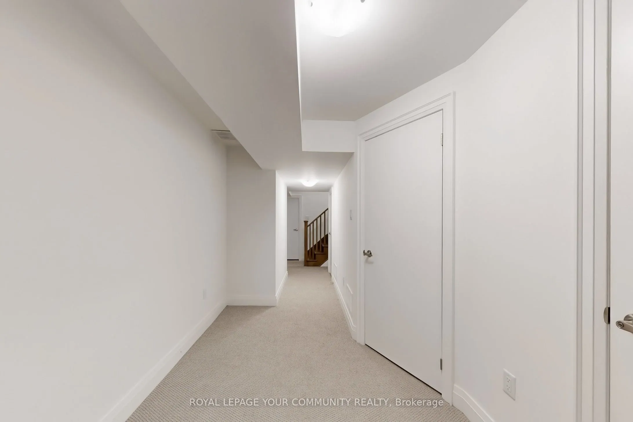 32 Globemaster Lane