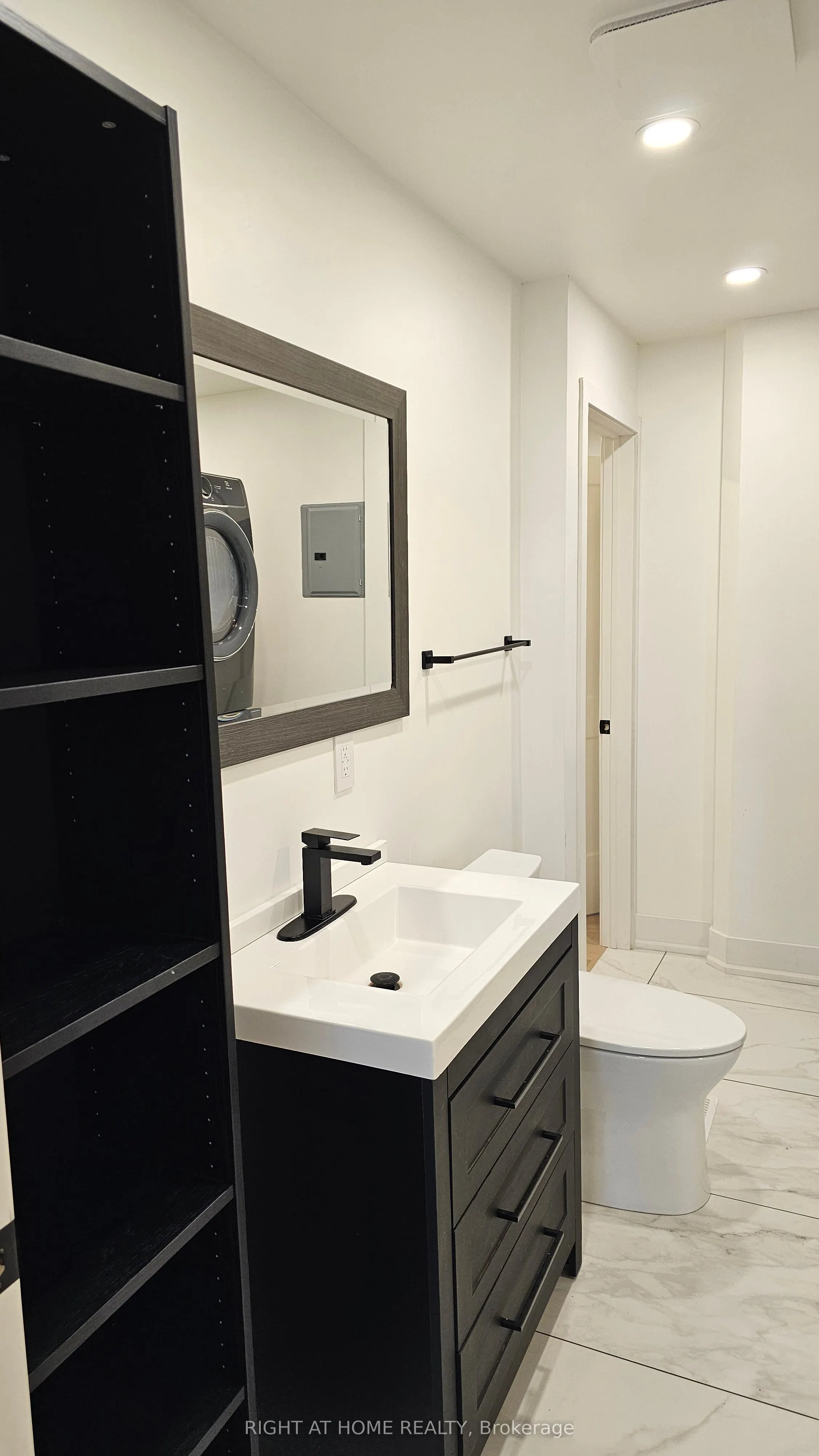 2343 Mount Albert Road, #Side Unit