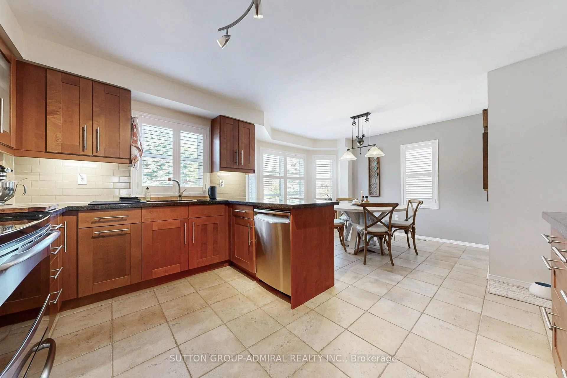 15 Edenbridge Drive, #52