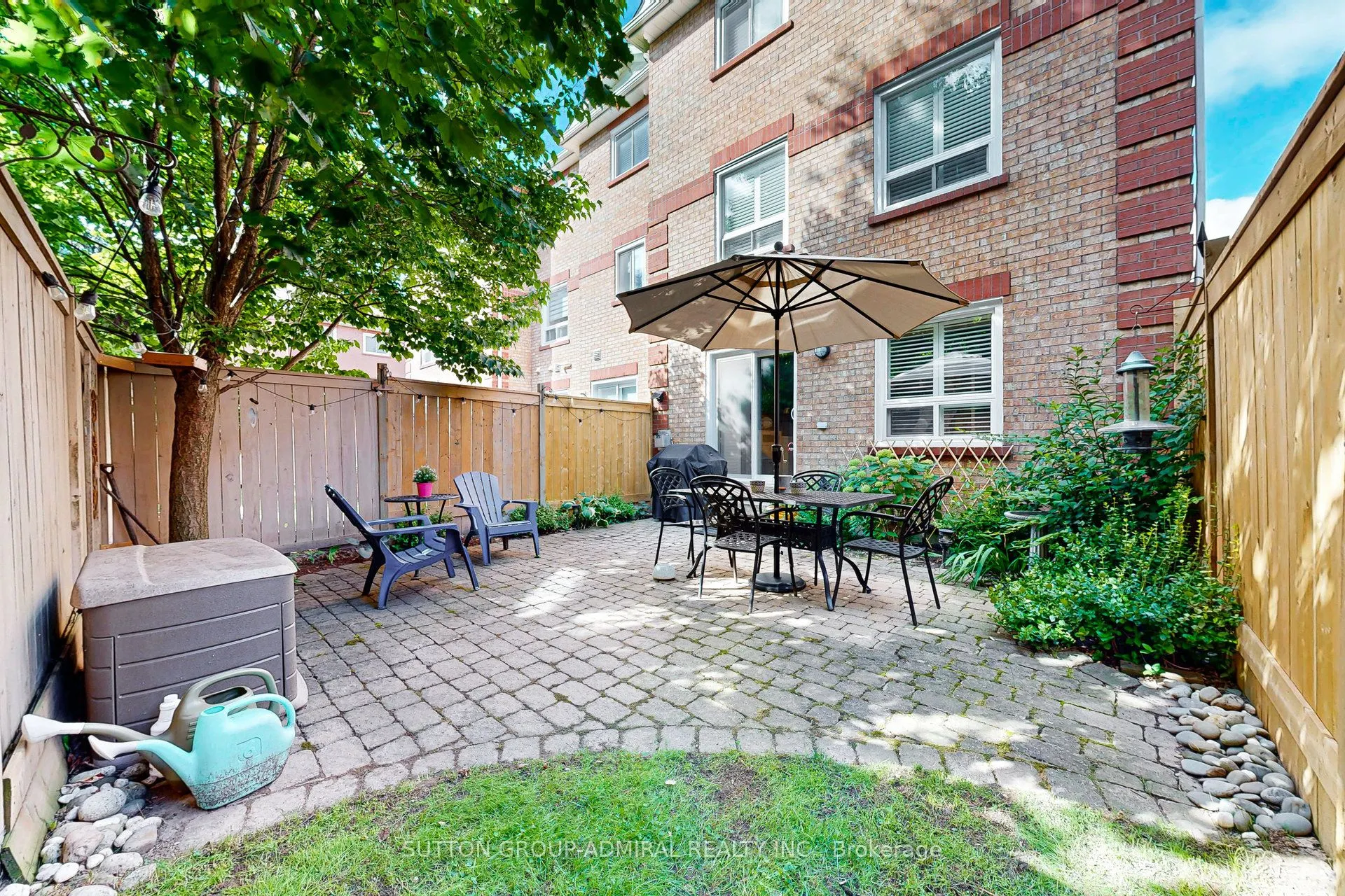 15 Edenbridge Drive, #52
