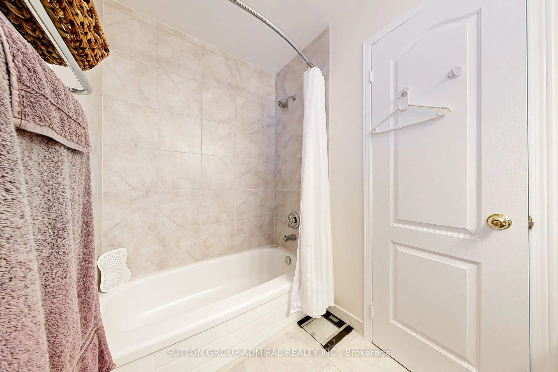 15 Edenbridge Drive, #52