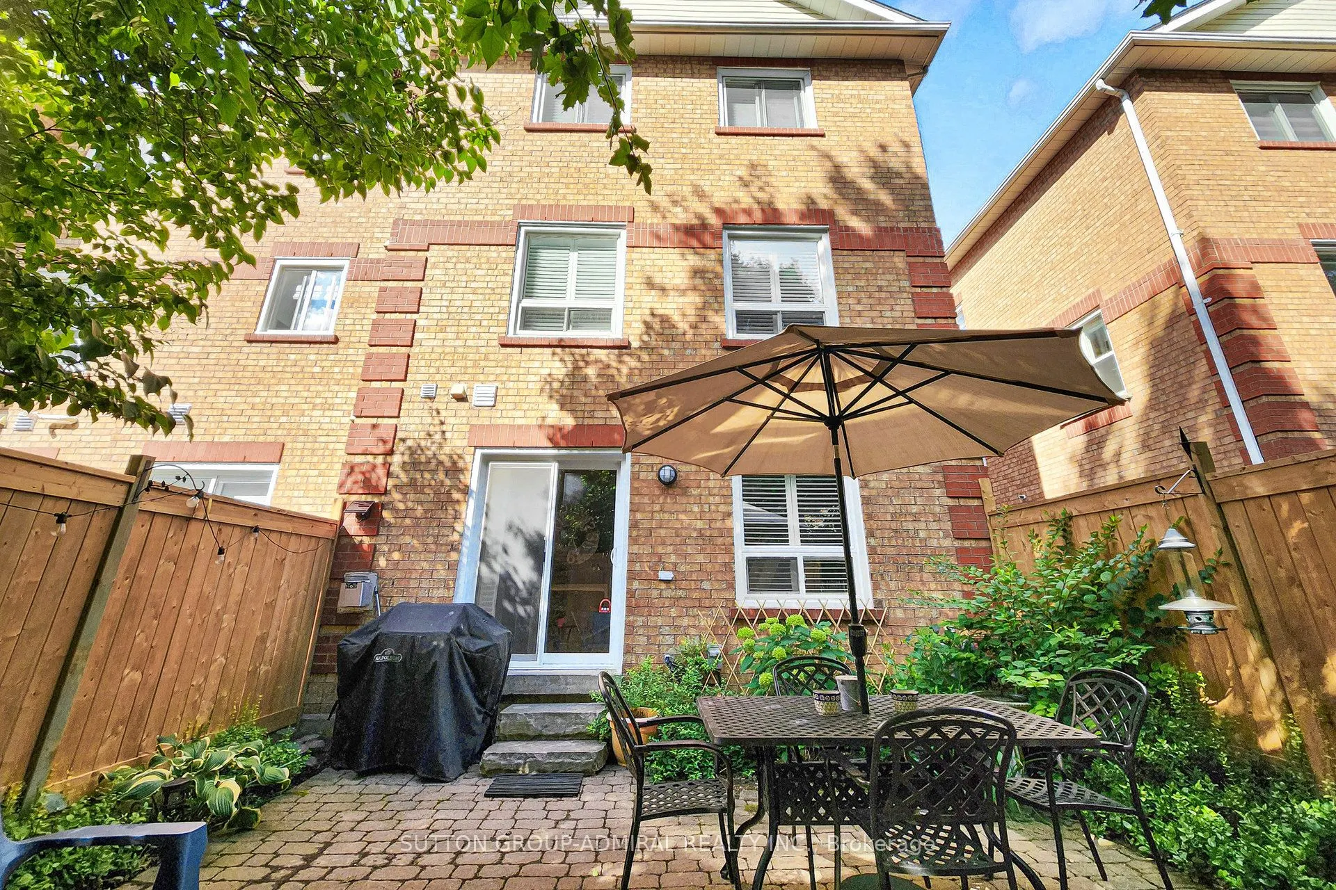 15 Edenbridge Drive, #52