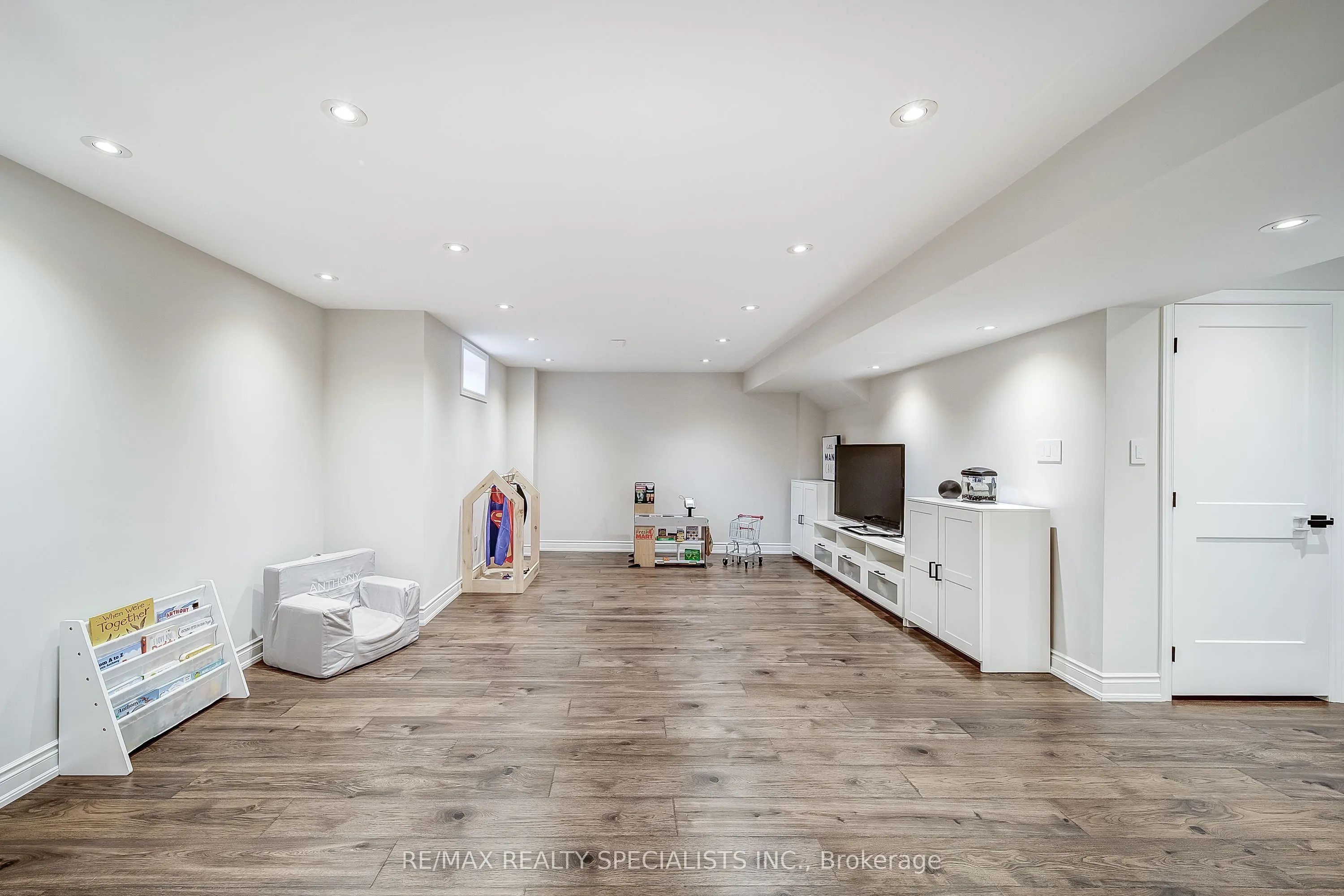29 Langford Boulevard