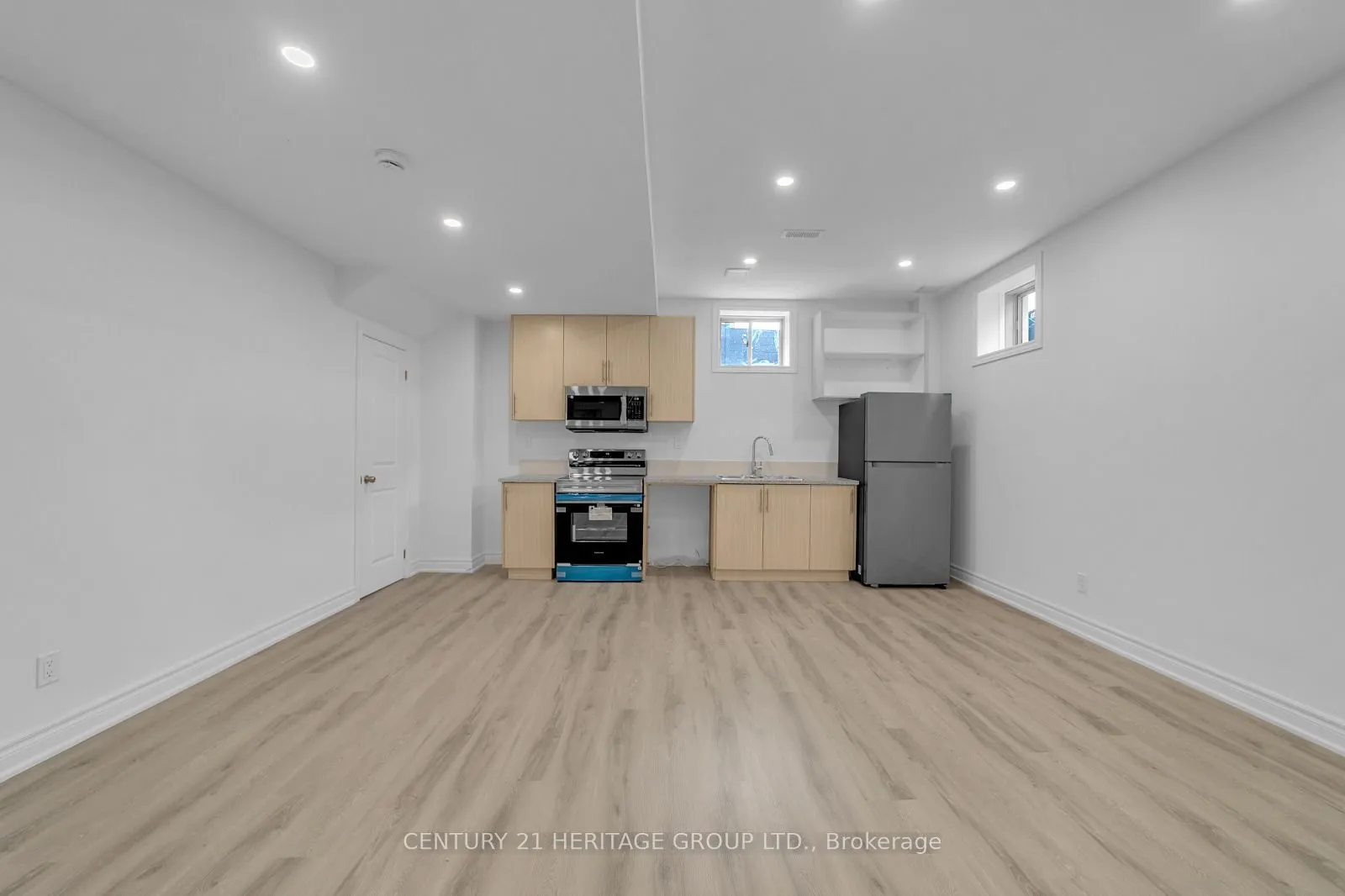 6 Menotti Drive