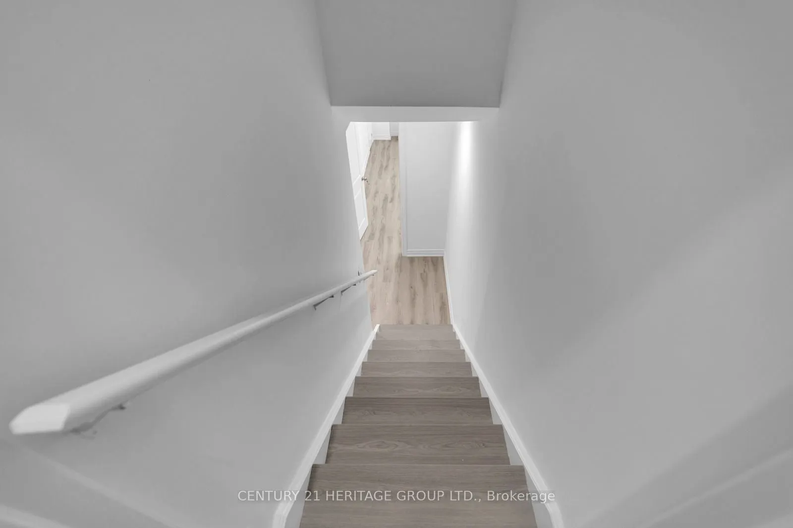 6 Menotti Drive