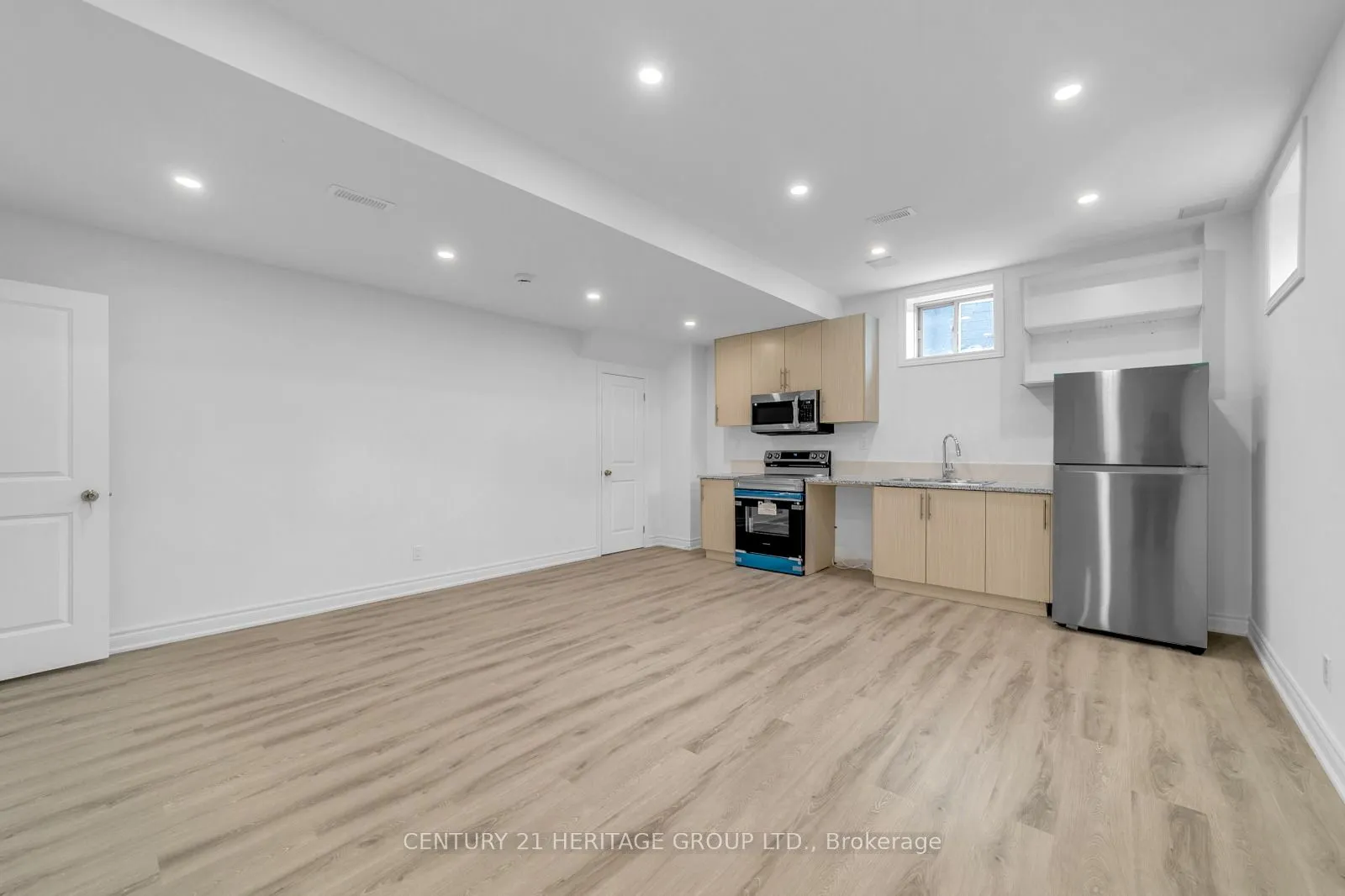 6 Menotti Drive