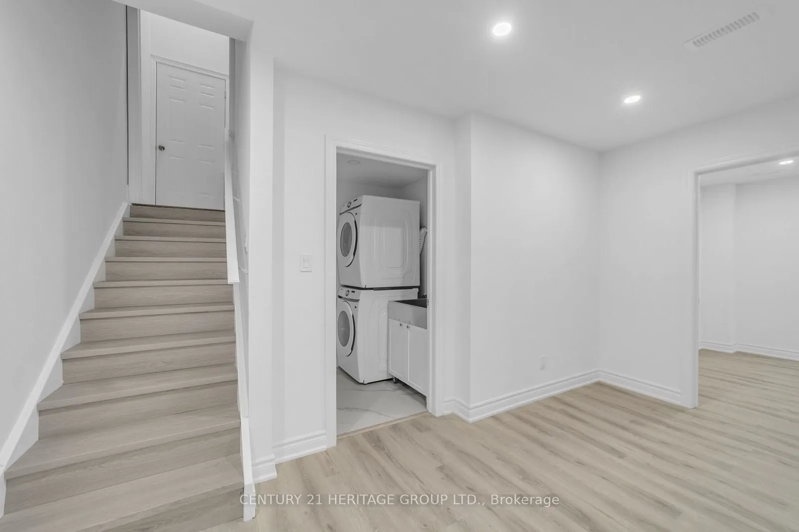 6 Menotti Drive