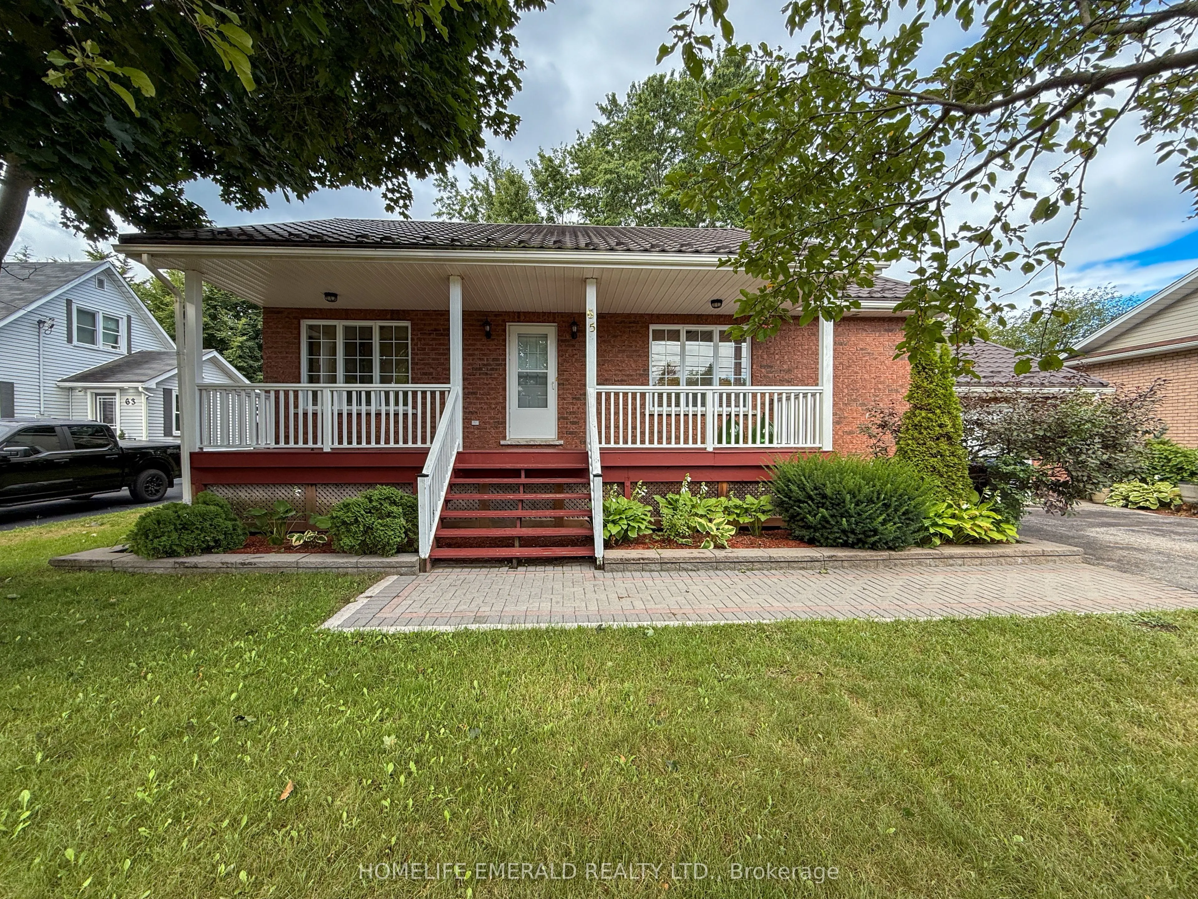65 Vernon Street