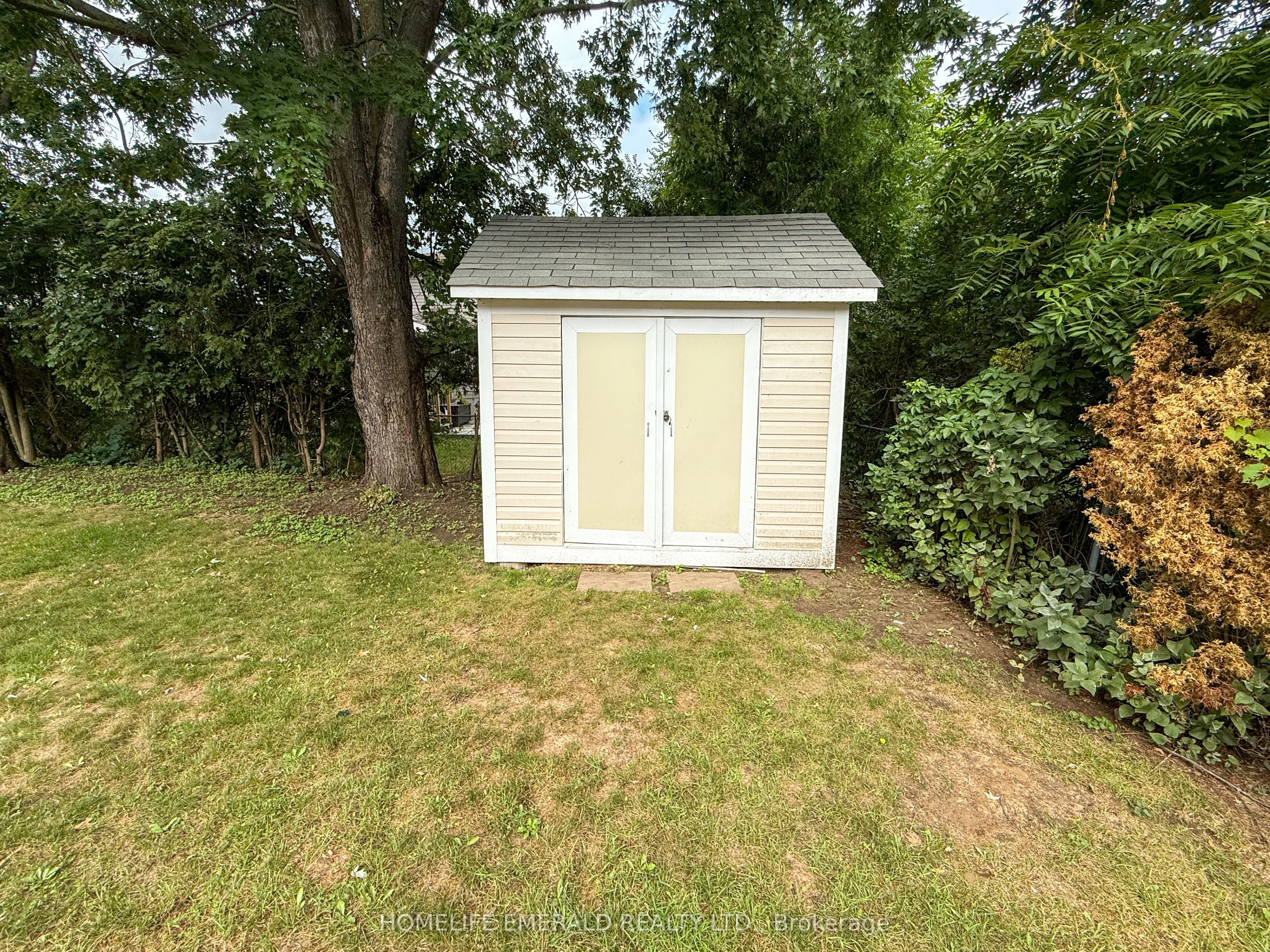 65 Vernon Street