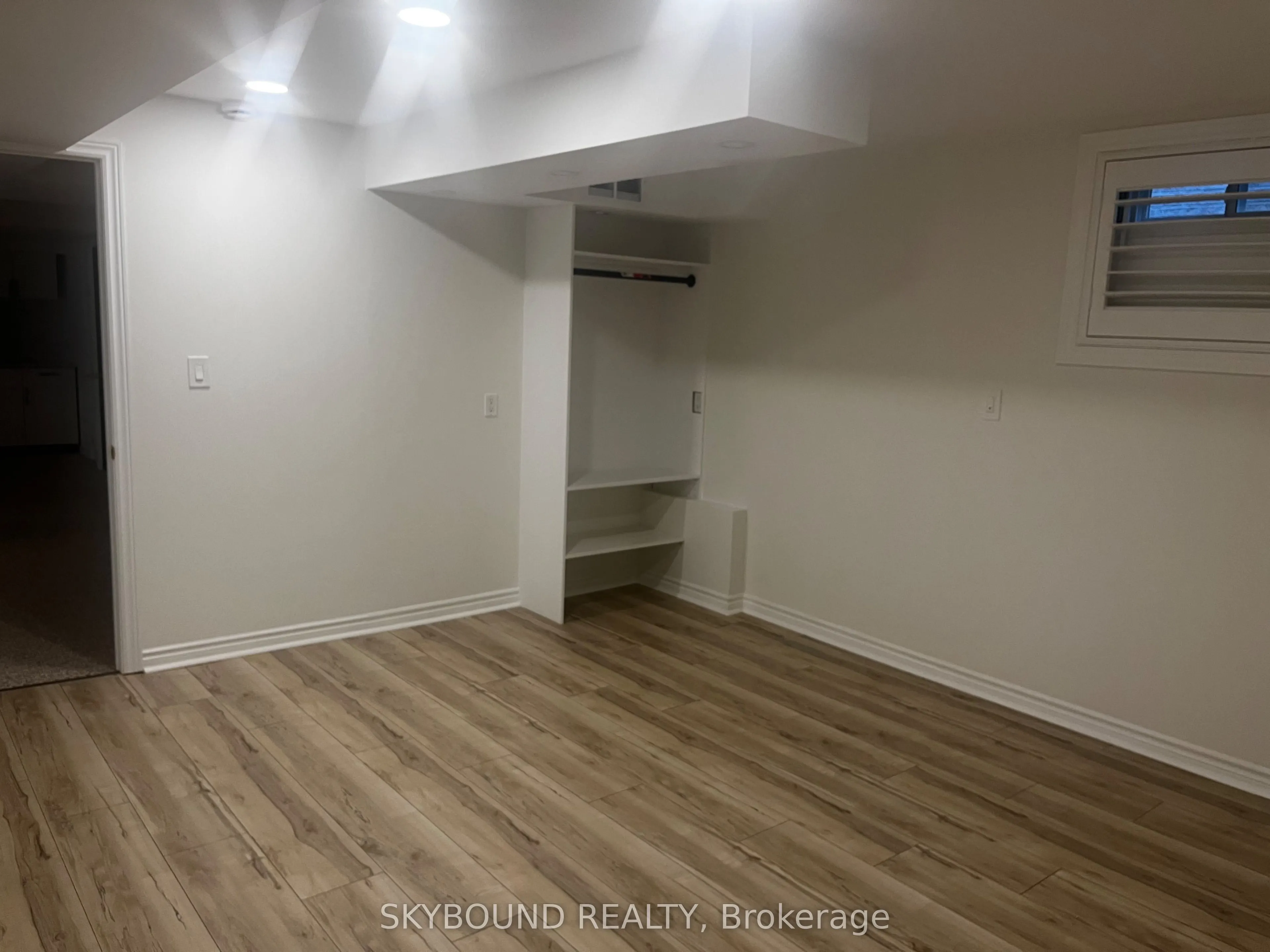 290 Paxton Crescent, #Basement