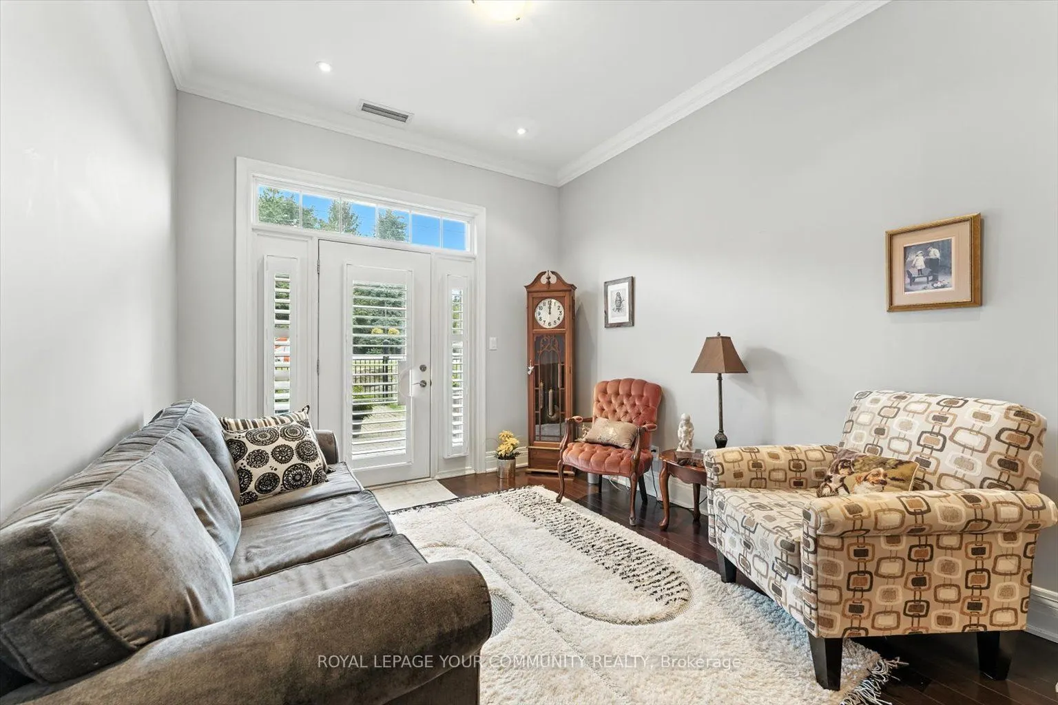 80 Burns Boulevard, #101