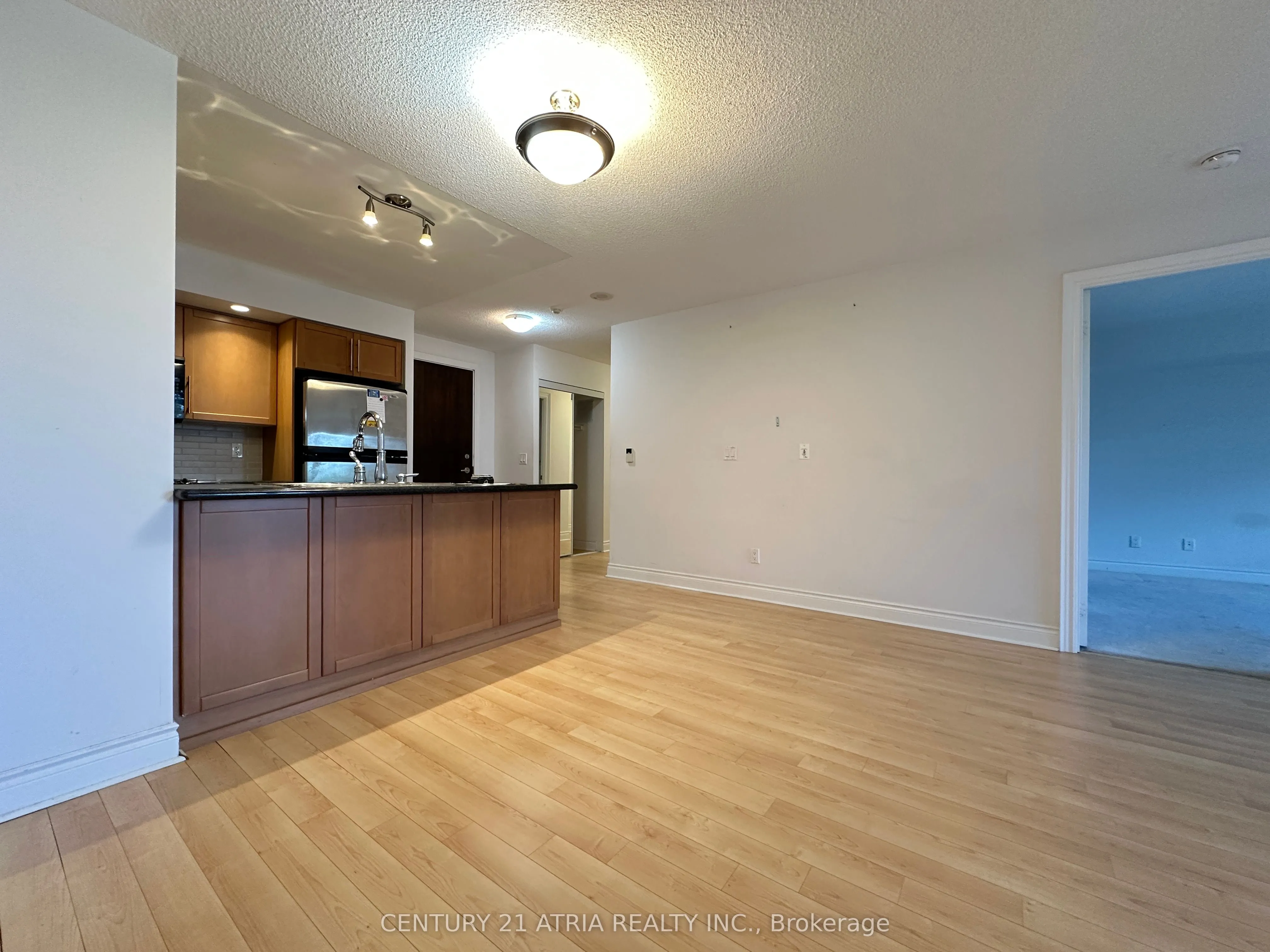 23 Cox Boulevard, #581