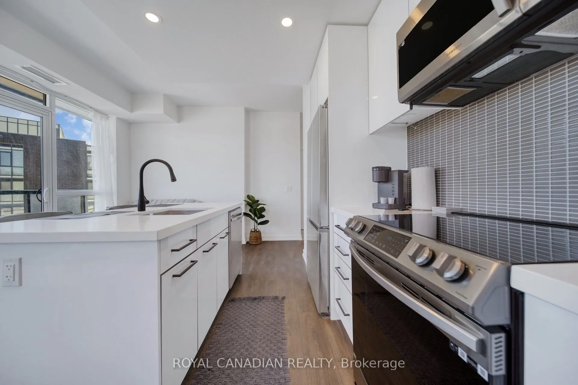 415 Sea Ray Avenue, #352