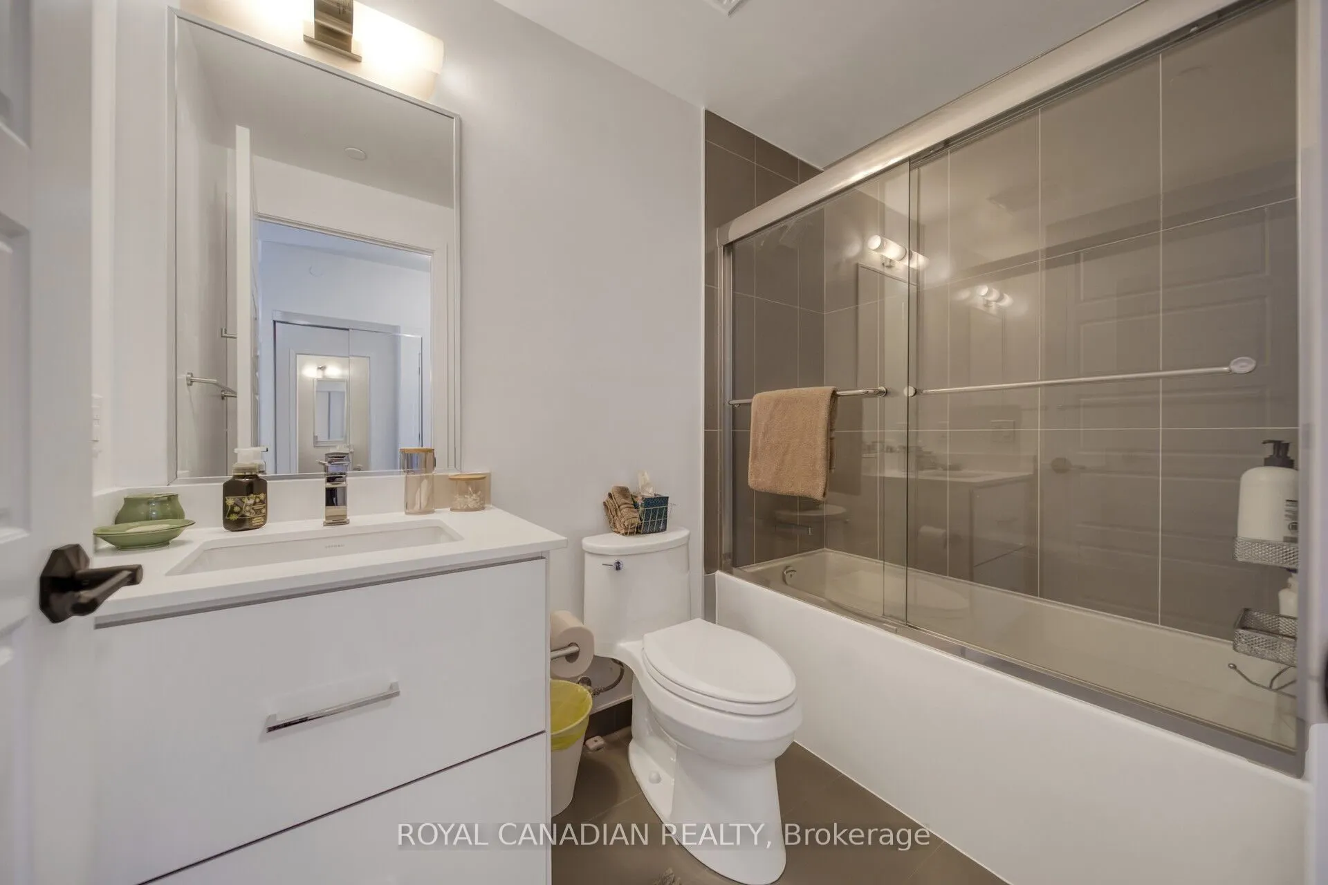 415 Sea Ray Avenue, #352